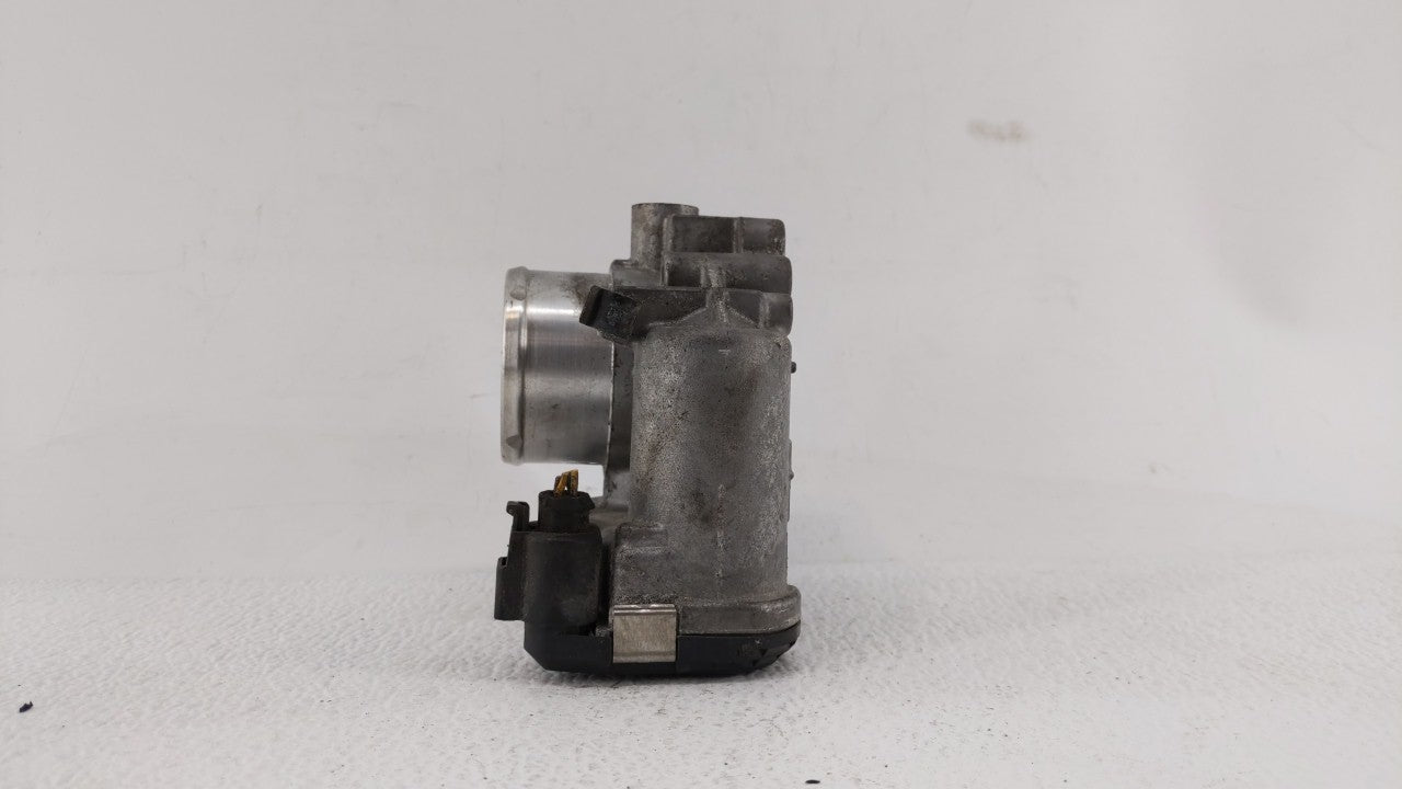 2013-2014 Ford Fusion Throttle Body P/N:0 280 750 535 7S7G-9F991-CA Fits Fits 2013 2014 2015 2016 2017 2018 2019 OEM Used Au