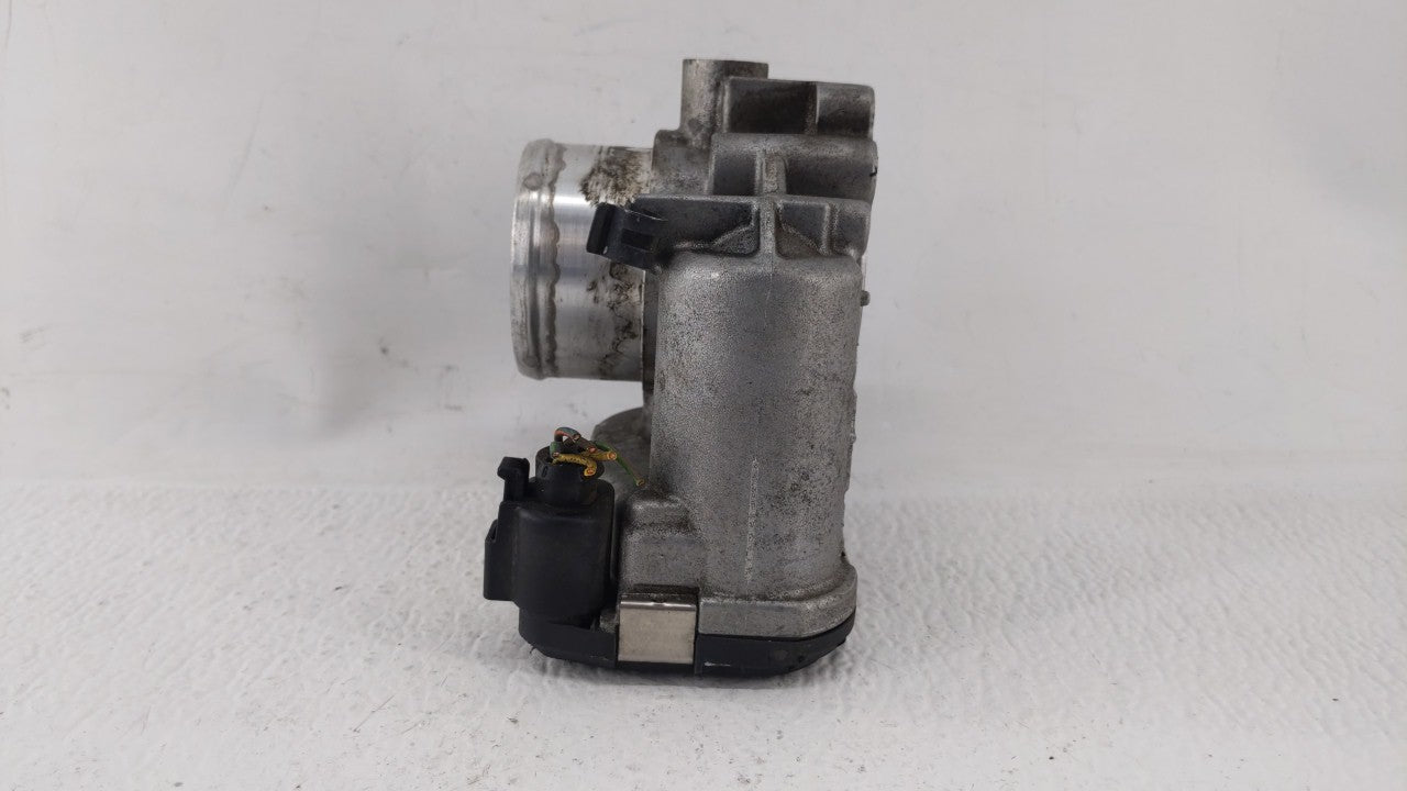 2013-2014 Ford Fusion Throttle Body P/N:0 280 750 535 7S7G-9F991-CA Fits Fits 2013 2014 2015 2016 2017 2018 2019 OEM Used Au