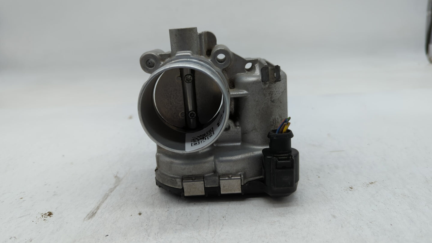 2013-2014 Ford Fusion Throttle Body P/N:0 280 750 535 7S7G-9F991-CA Fits Fits 2013 2014 2015 2016 2017 2018 2019 OEM Used Au