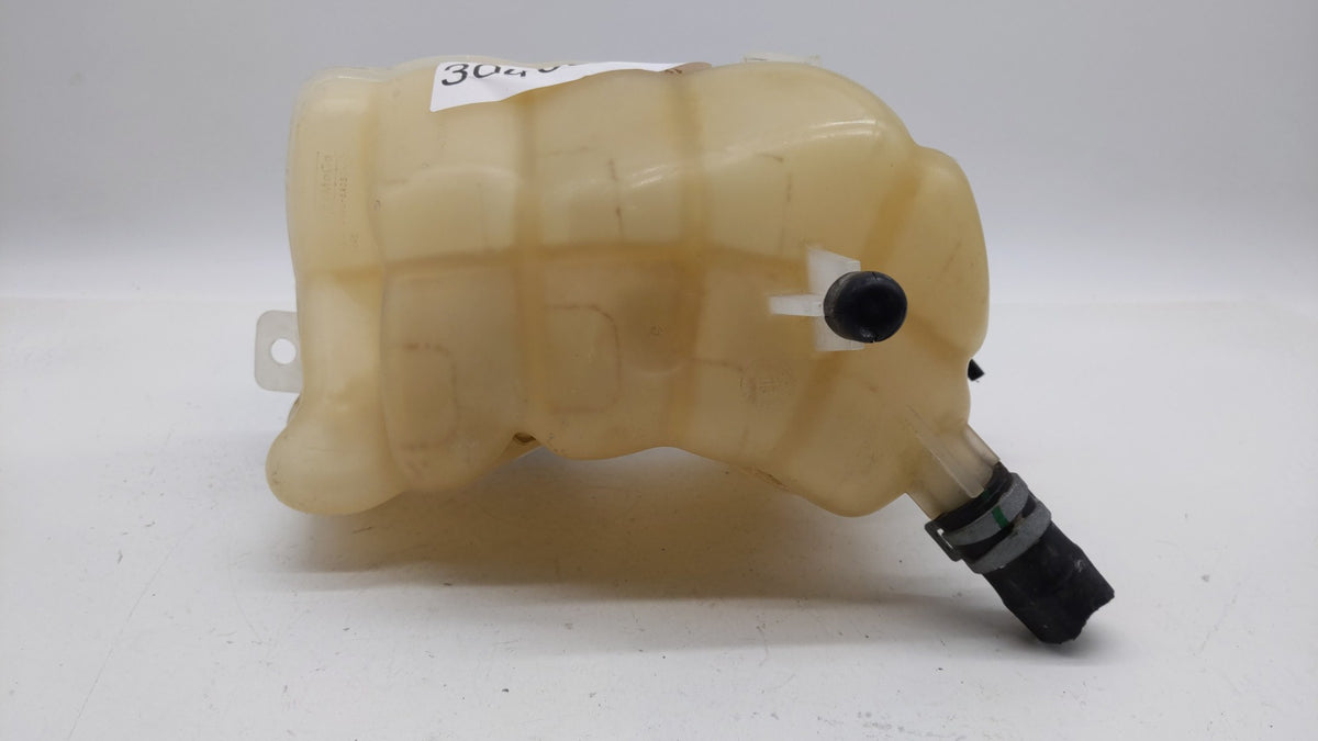2013-2016 Ford Fusion Radiator Coolant Overflow Expansion Tank Bottle 304054 - Oemusedautoparts1.com