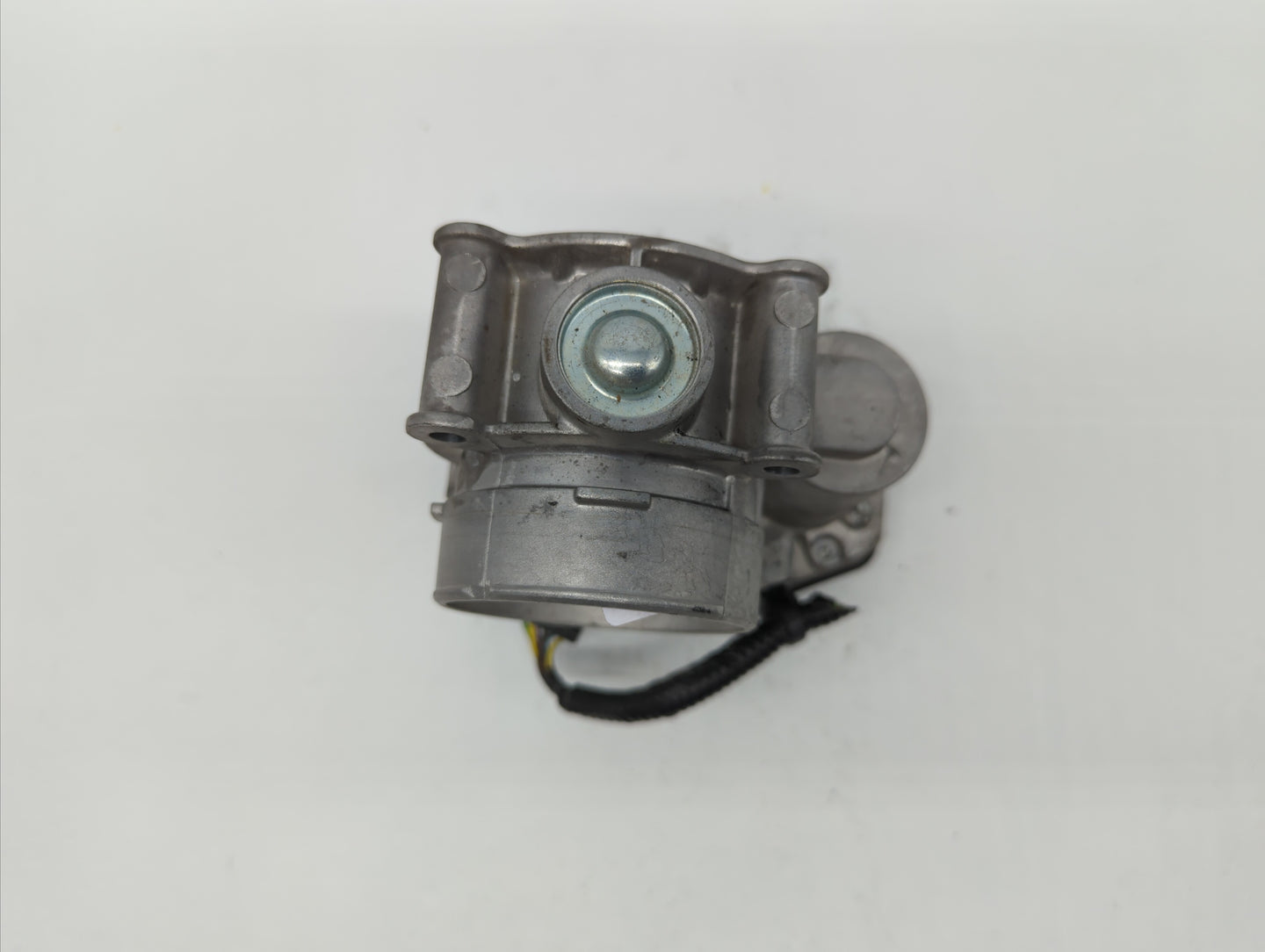 2013-2019 Ford Fusion Throttle Body P/N:DS7E-9F991-AK DS7E-9F991-AD Fits Fits 2013 2014 2015 2016 2017 2018 2019 2020 OEM Us