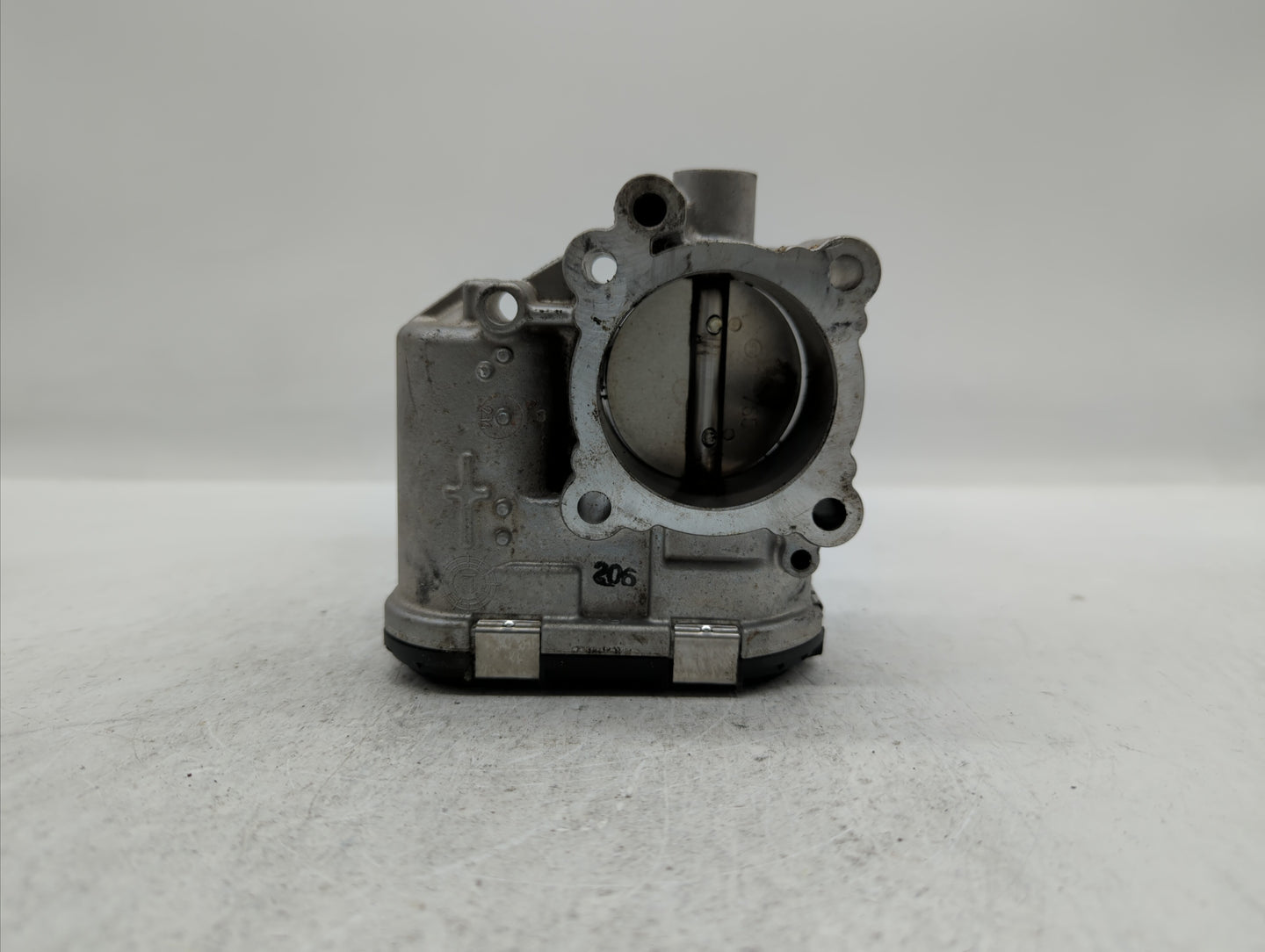2013-2014 Ford Fusion Throttle Body P/N:0 280 750 535 7S7G-9F991-CA Fits Fits 2013 2014 2015 2016 2017 2018 2019 OEM Used Au