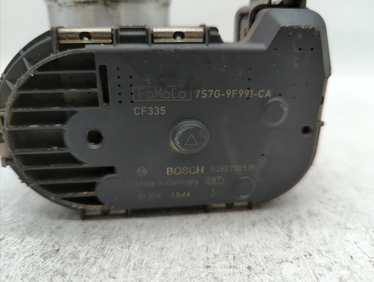 2013-2014 Ford Fusion Throttle Body P/N:0 280 750 535 7S7G-9F991-CA Fits Fits 2013 2014 2015 2016 2017 2018 2019 OEM Used Au