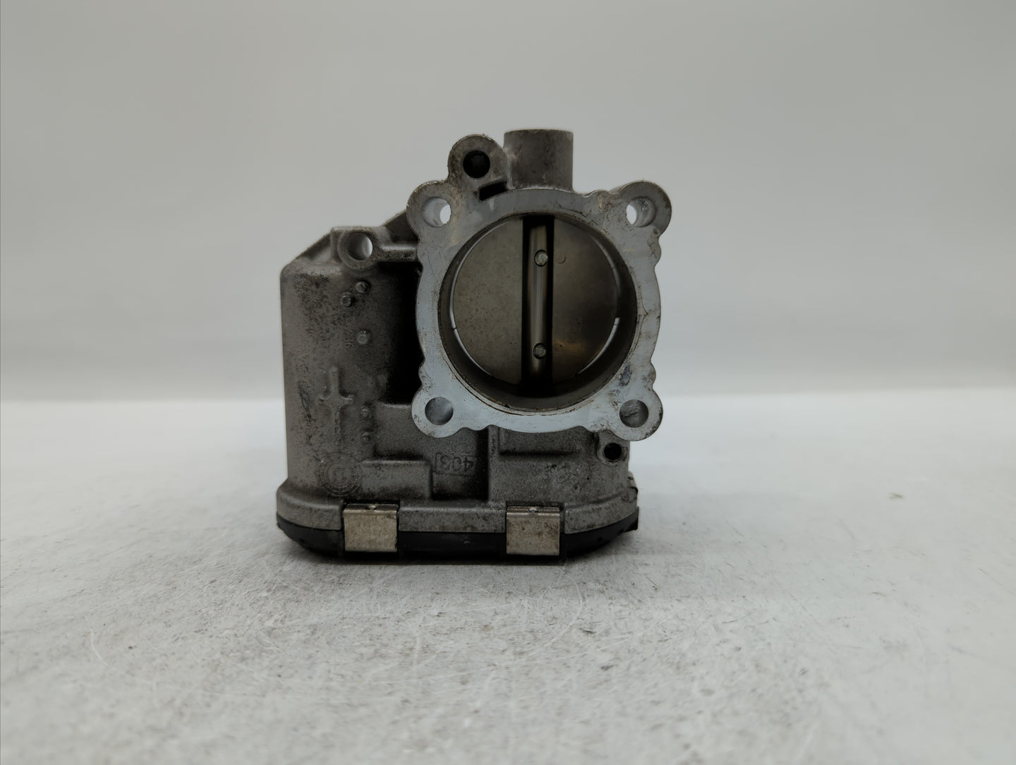 2013-2014 Ford Fusion Throttle Body P/N:0 280 750 535 7S7G-9F991-CA Fits Fits 2013 2014 2015 2016 2017 2018 2019 OEM Used Au