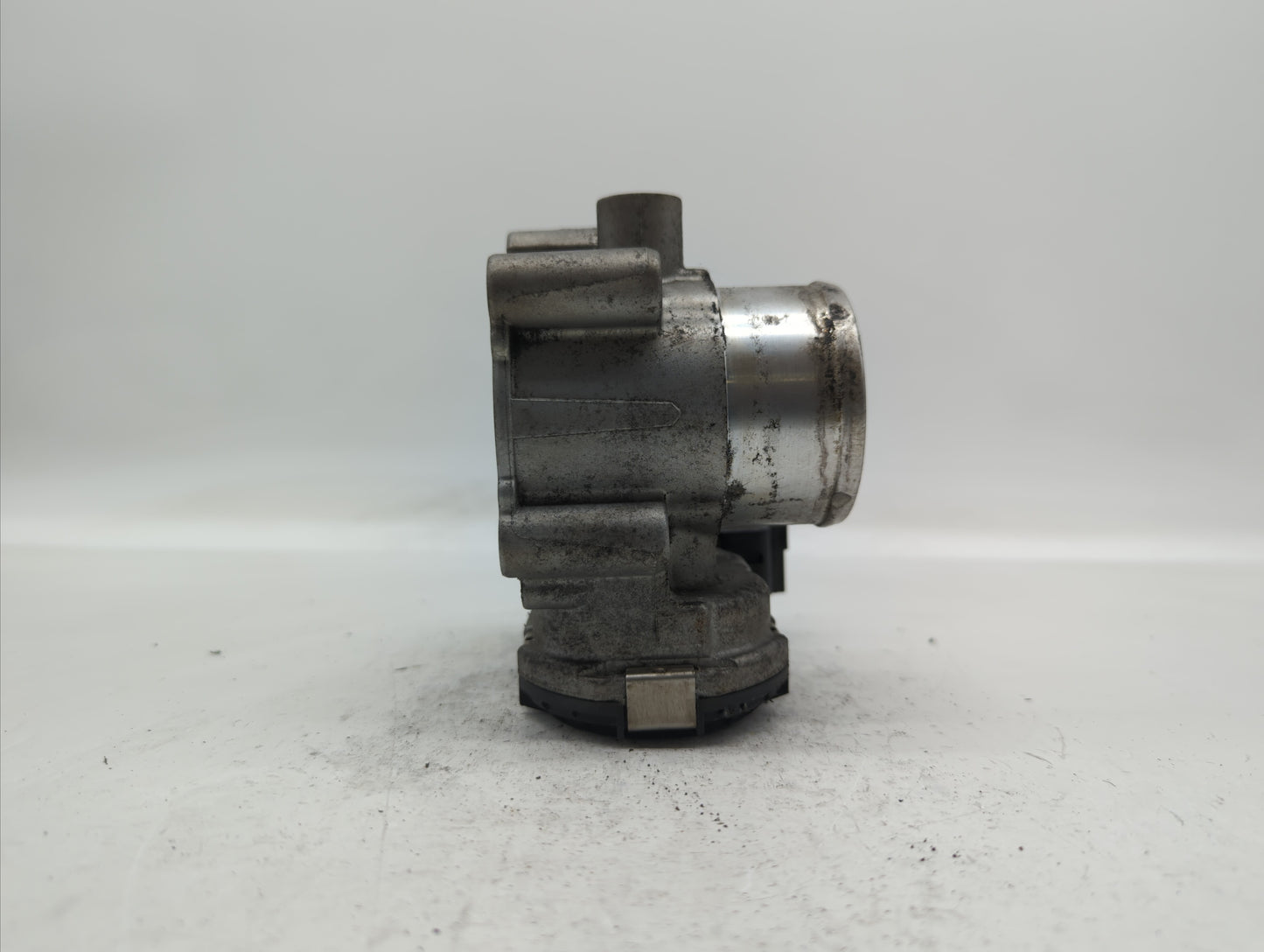 2013-2014 Ford Fusion Throttle Body P/N:0 280 750 535 7S7G-9F991-CA Fits Fits 2013 2014 2015 2016 2017 2018 2019 OEM Used Au