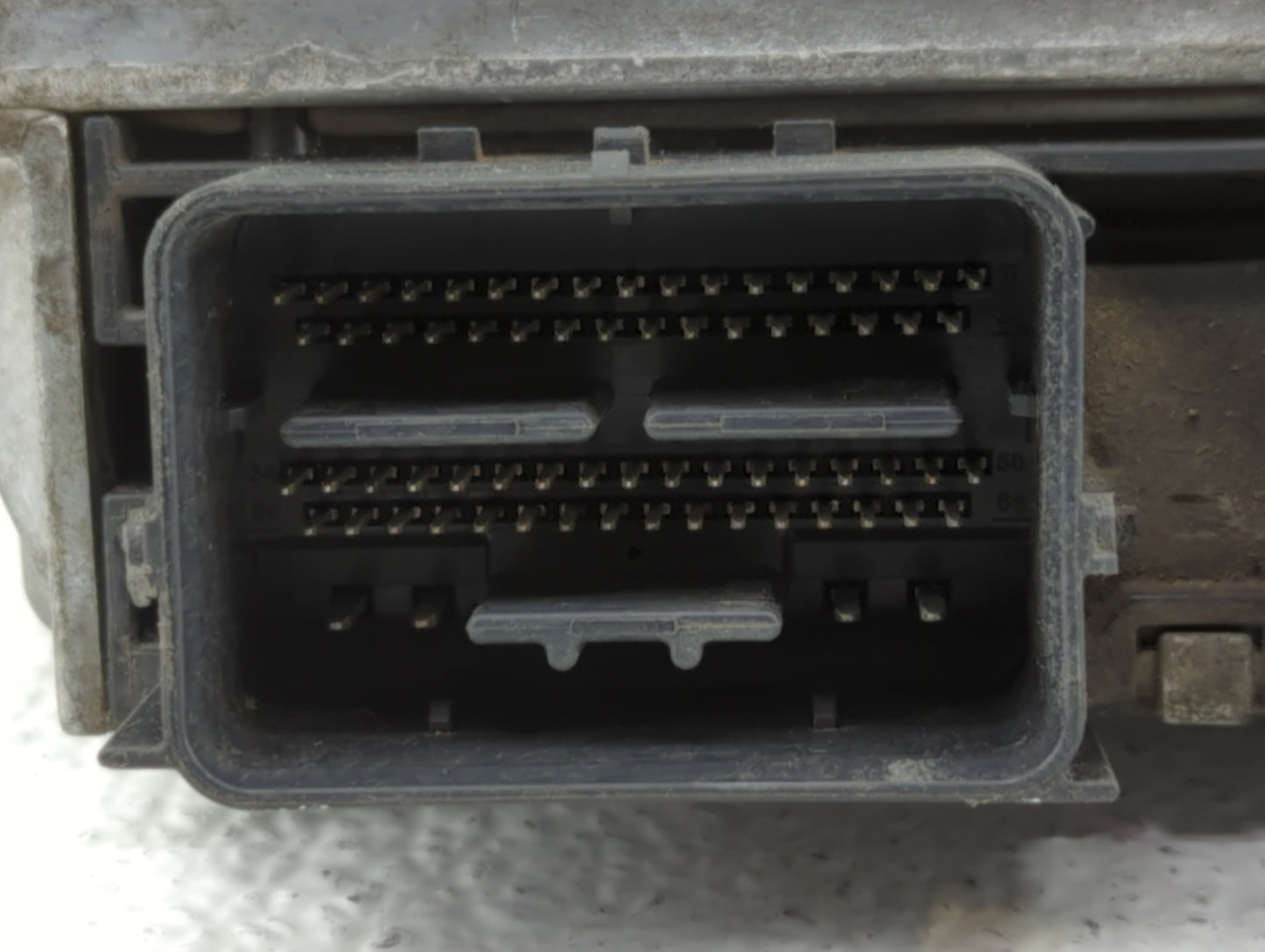 2013 Ford Fusion PCM Engine Control Computer ECU ECM PCU OEM P/N:DS7A-12A650-ABL DS7A-12A650-ACK, DS7A-12A650-ACJ Fits OEM U