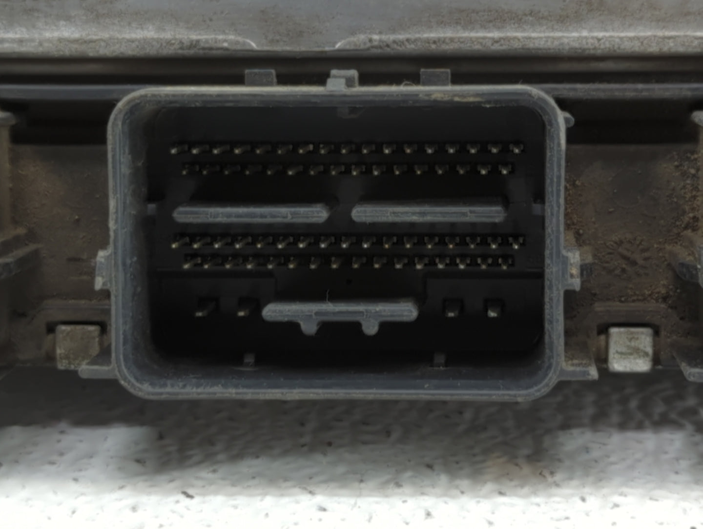 2013 Ford Fusion PCM Engine Control Computer ECU ECM PCU OEM P/N:DS7A-12A650-ABL DS7A-12A650-ACK, DS7A-12A650-ACJ Fits OEM U