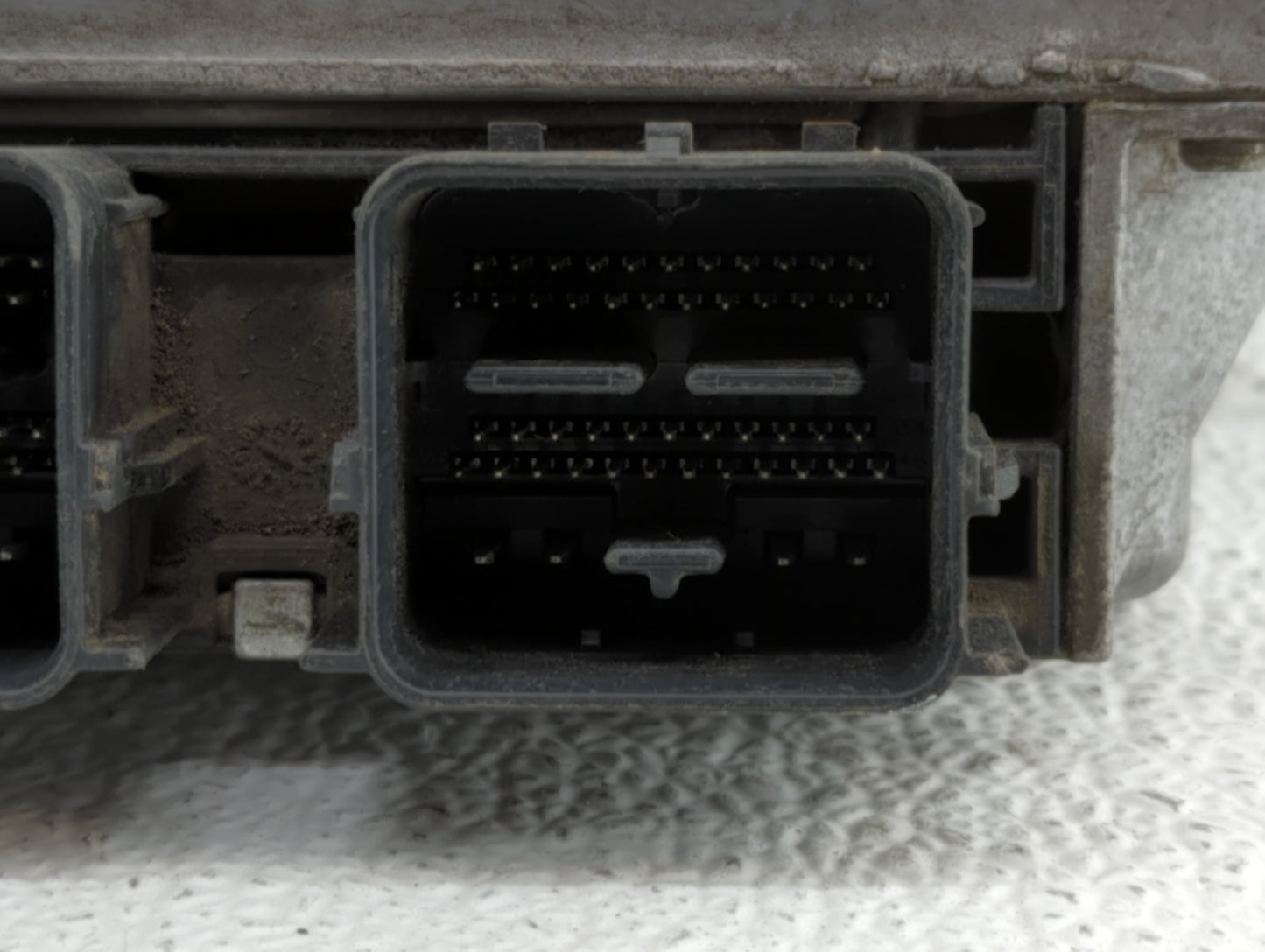 2013 Ford Fusion PCM Engine Control Computer ECU ECM PCU OEM P/N:DS7A-12A650-ABL DS7A-12A650-ACK, DS7A-12A650-ACJ Fits OEM U