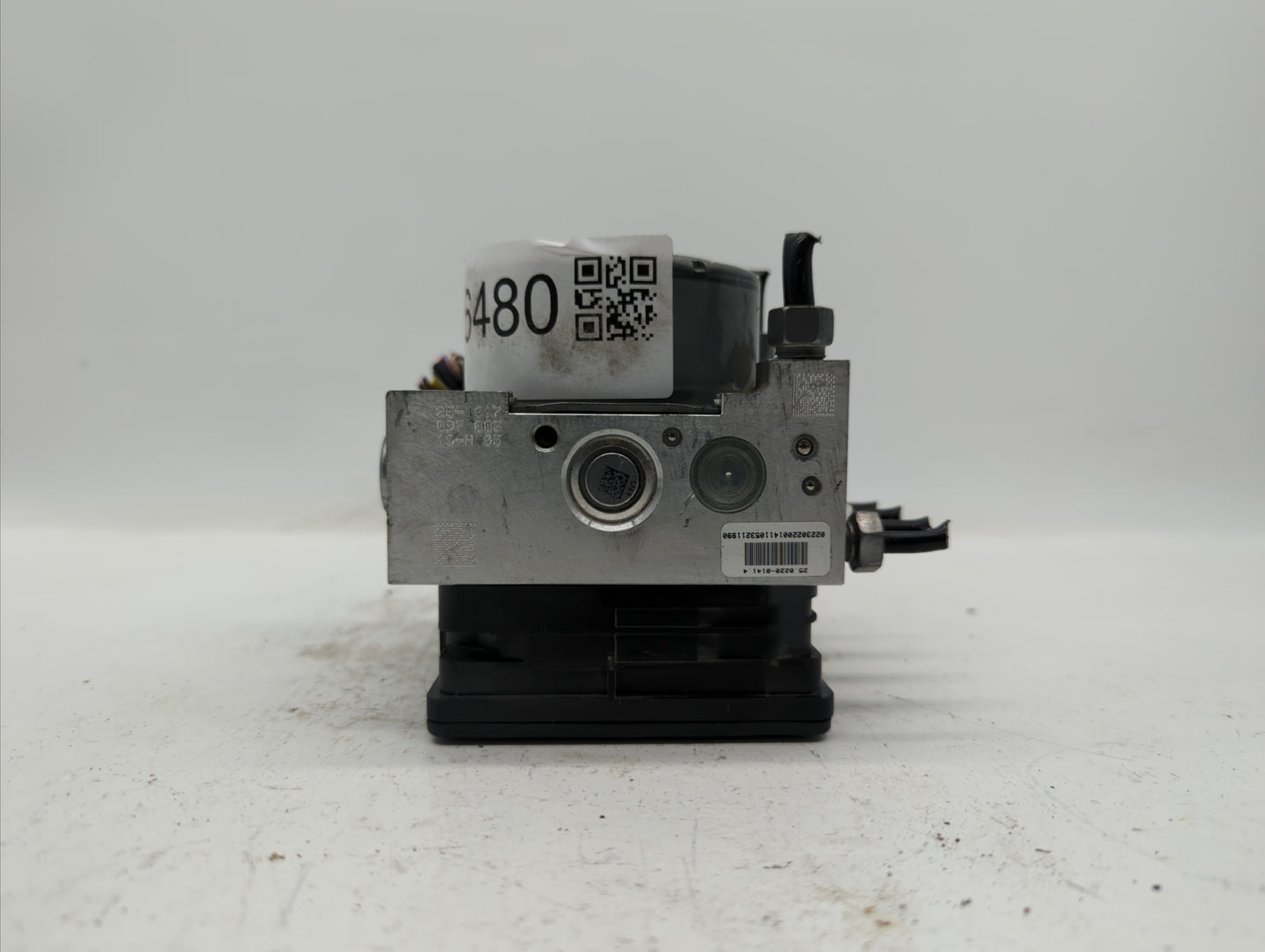 2013 Ford Fusion ABS Pump Control Module Replacement P/N:DG9C-2C405-FB Fits OEM Used Auto Parts - Oemusedautoparts1.com