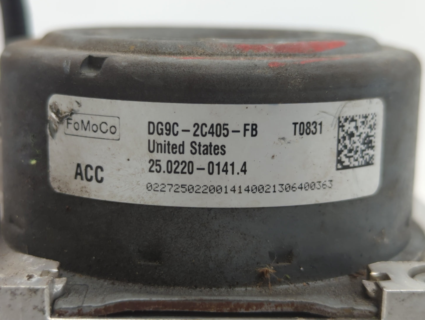 2013 Ford Fusion ABS Pump Control Module Replacement P/N:DG9C-2C405-FB Fits OEM Used Auto Parts - Oemusedautoparts1.com