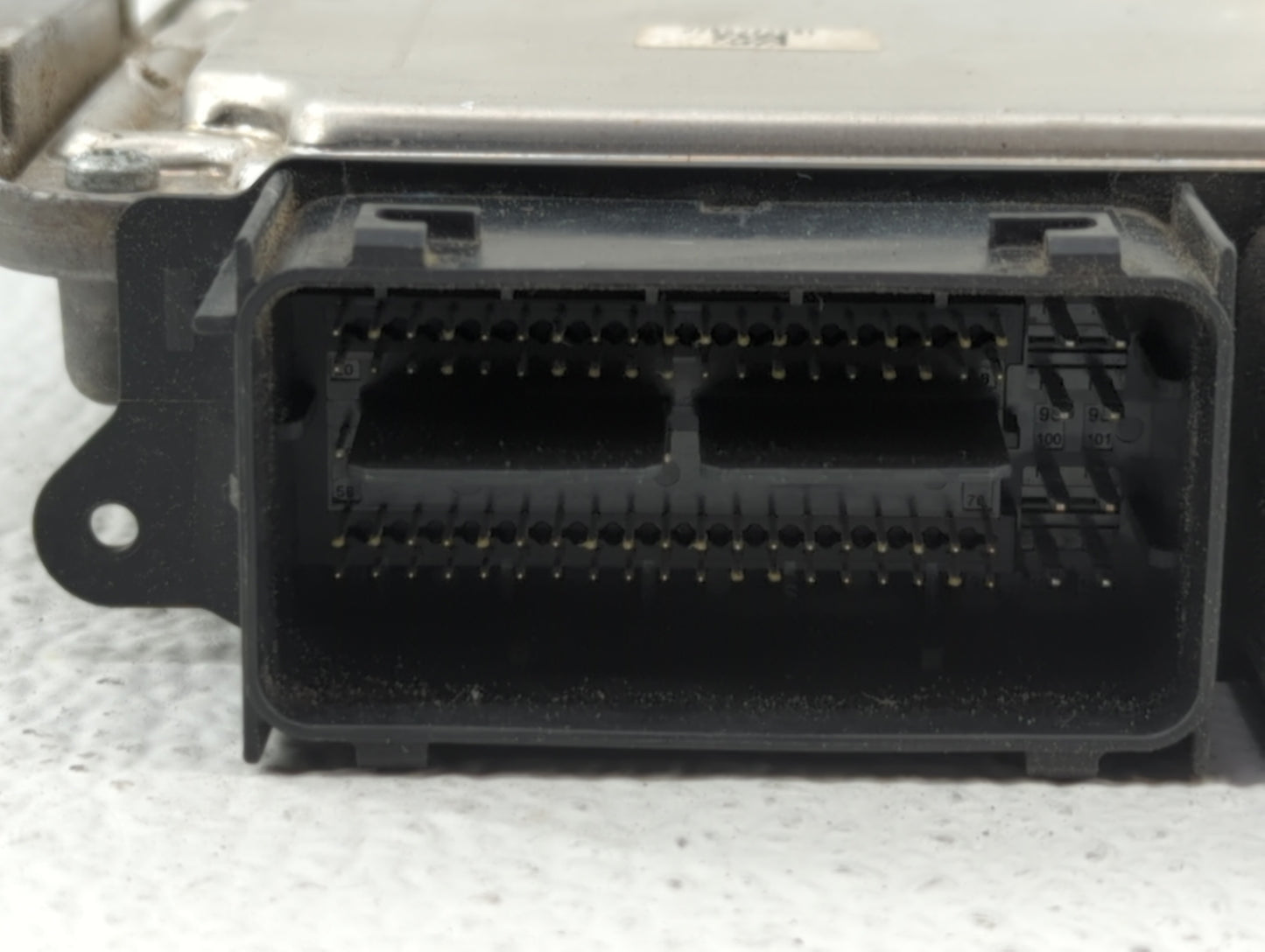 2013 Ford Fusion PCM Engine Control Computer ECU ECM PCU OEM P/N:DS7A-12A650-AJG DS7A-12A650-AKK, DS7A-12A650-AJJ Fits OEM U