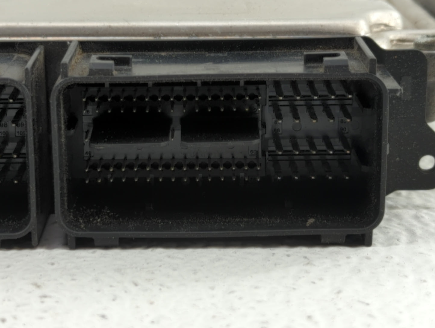 2013 Ford Fusion PCM Engine Control Computer ECU ECM PCU OEM P/N:DS7A-12A650-AJG DS7A-12A650-AKK, DS7A-12A650-AJJ Fits OEM U