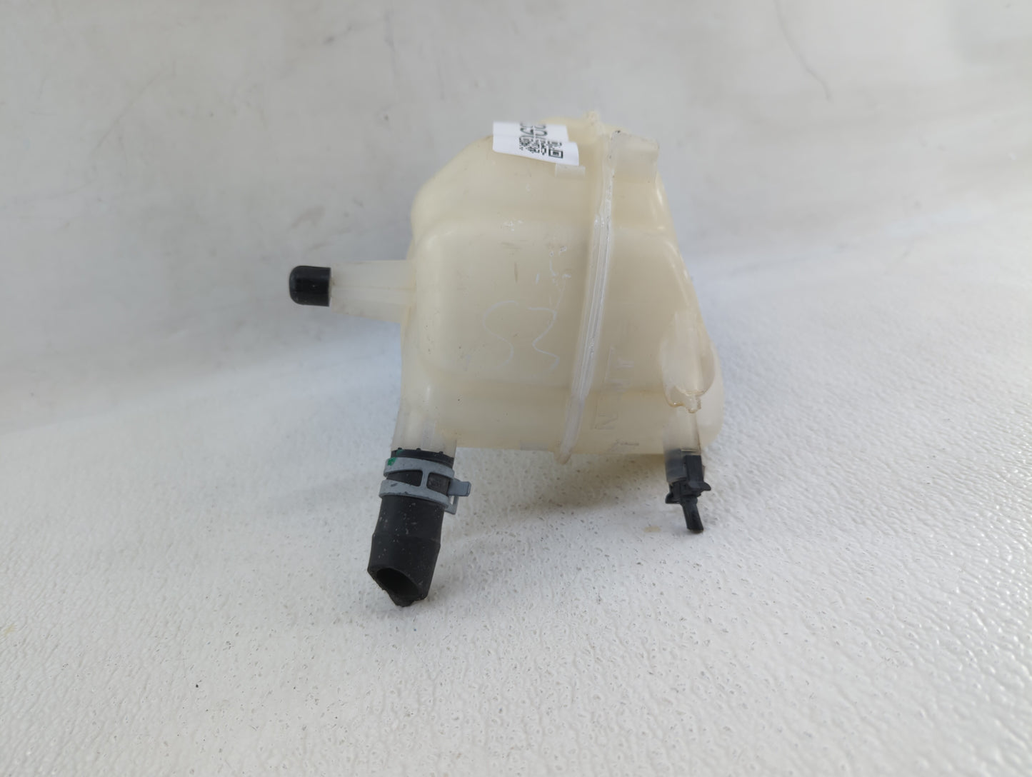 2013-2016 Ford Fusion Radiator Coolant Overflow Expansion Tank Bottle - Oemusedautoparts1.com