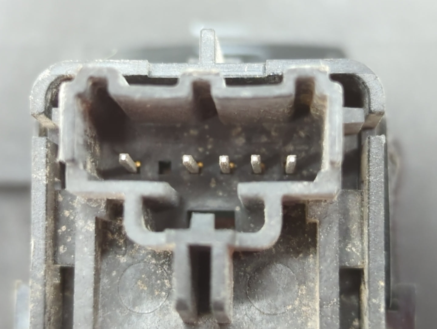 2013 Ford Fusion Driver Left Rear Power Window Switch Hs73-14a568-b - Oemusedautoparts1.com