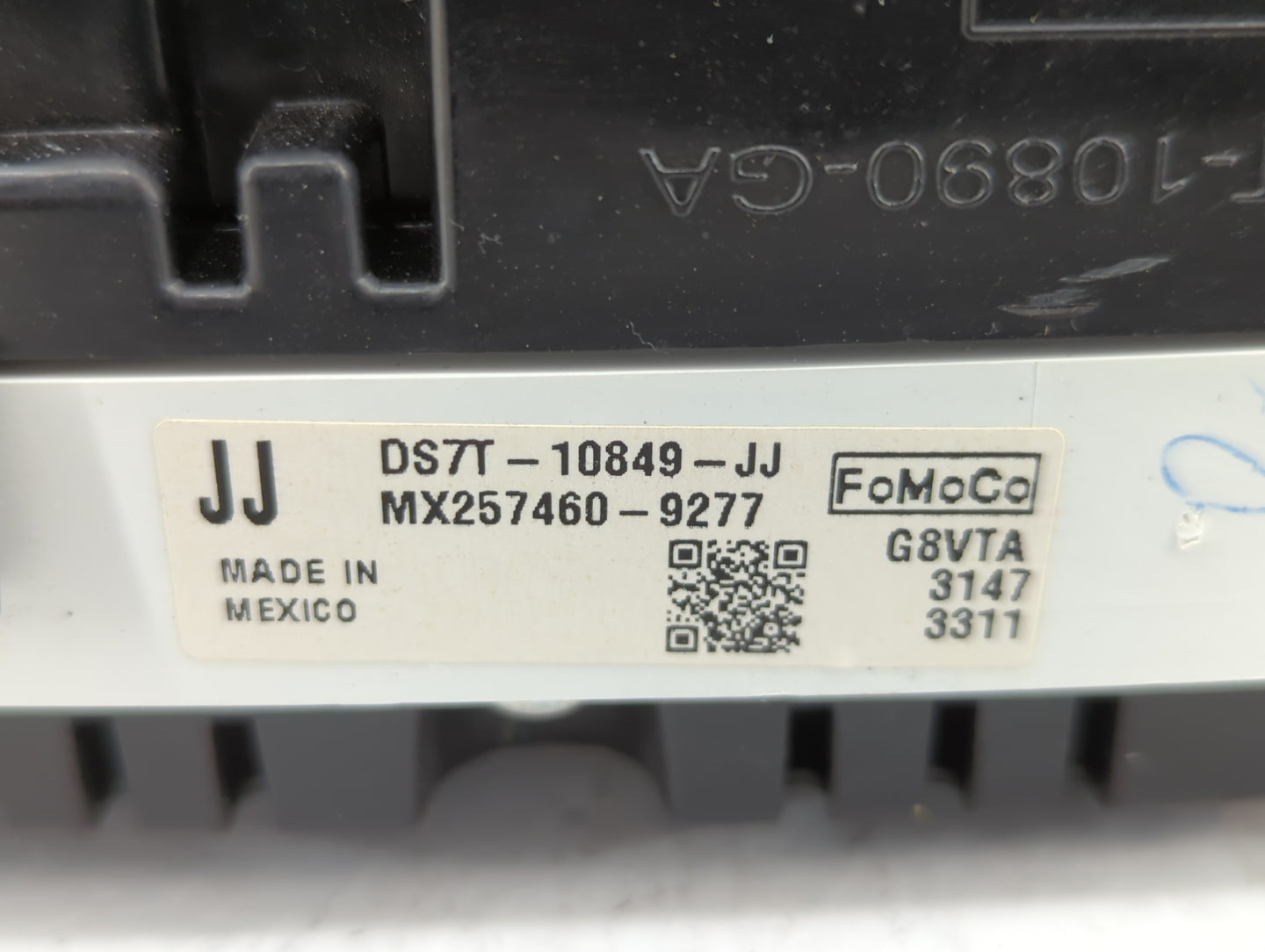 2013 Ford Fusion Instrument Cluster Speedometer Gauges P/N:DS7T-10849-JJ DS7T-10849-JA, DS7T-10849-JG Fits OEM Used Auto Par