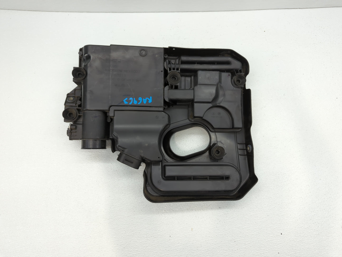 2013 Ford Fusion Engine Cover Black - Oemusedautoparts1.com