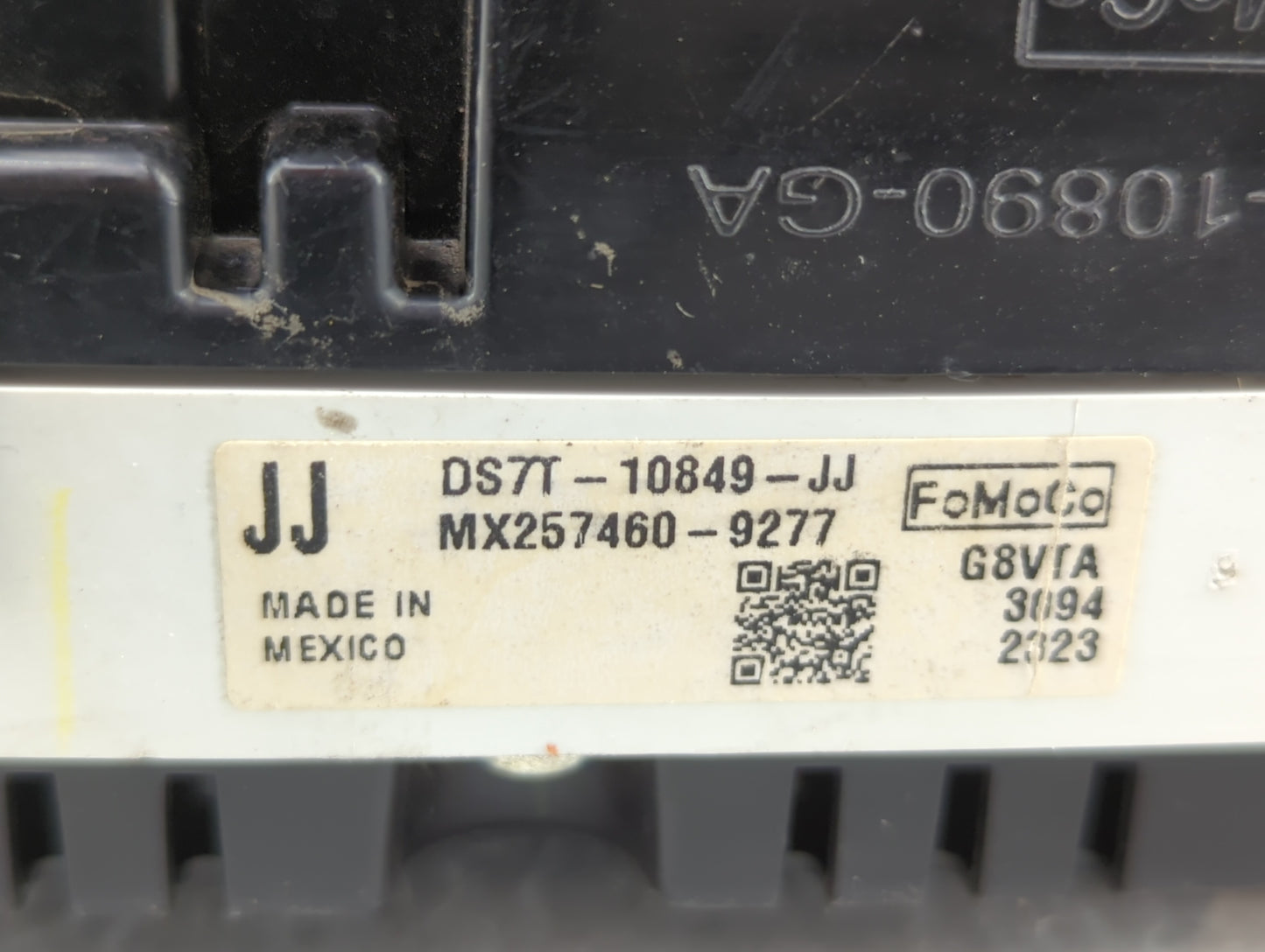 2013 Ford Fusion Instrument Cluster Speedometer Gauges P/N:DS7T-10849-JJ DS7T-10849-JA, DS7T-10849-JG Fits OEM Used Auto Par