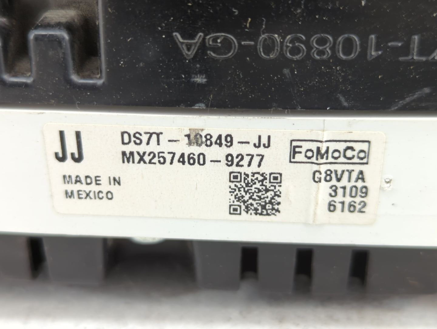 2013 Ford Fusion Instrument Cluster Speedometer Gauges P/N:DS7T-10849-JJ DS7T-10849-JA, DS7T-10849-JG Fits OEM Used Auto Par