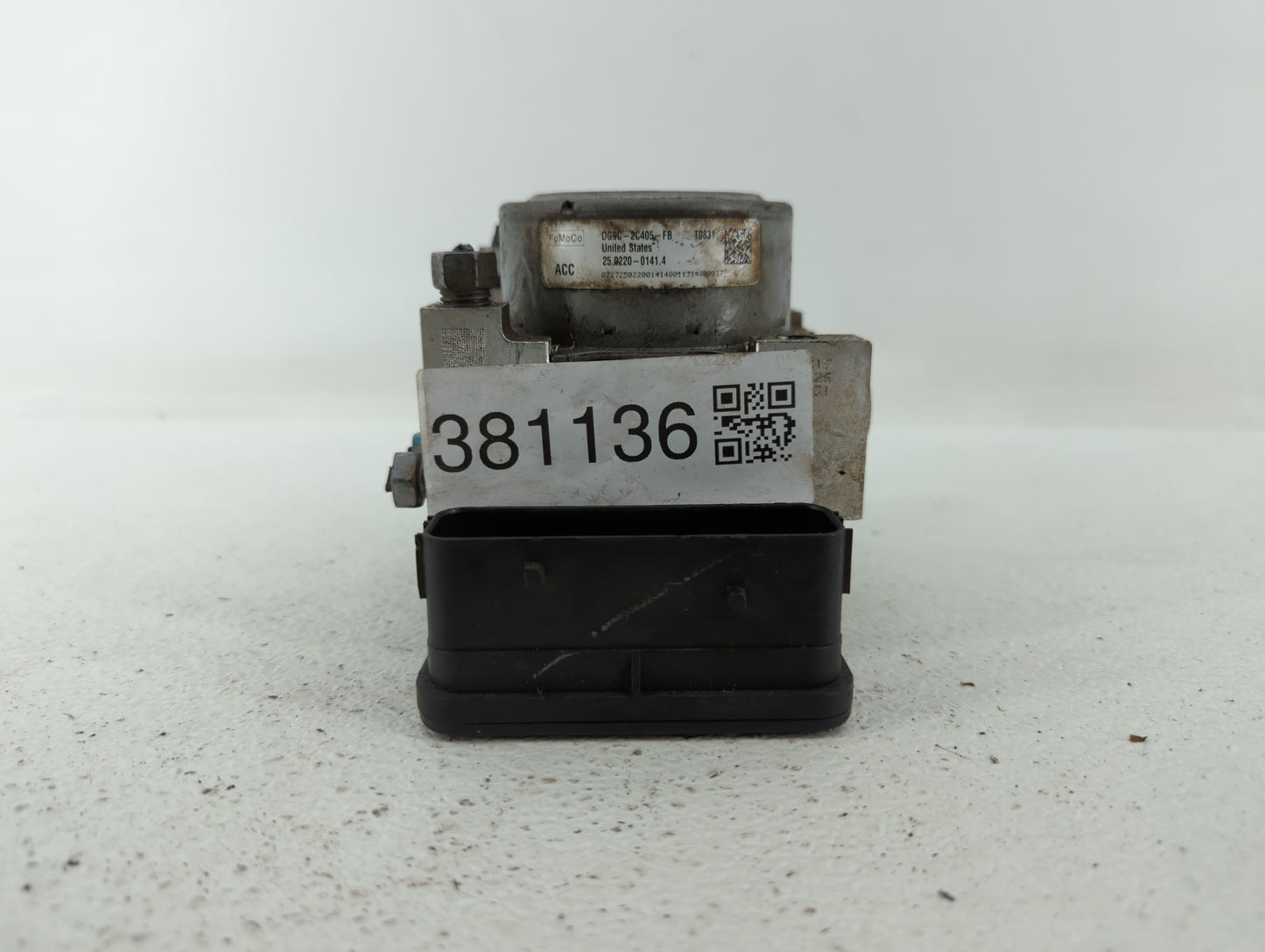 2013 Ford Fusion ABS Pump Control Module Replacement P/N:DG9C-2C405-FB Fits OEM Used Auto Parts - Oemusedautoparts1.com