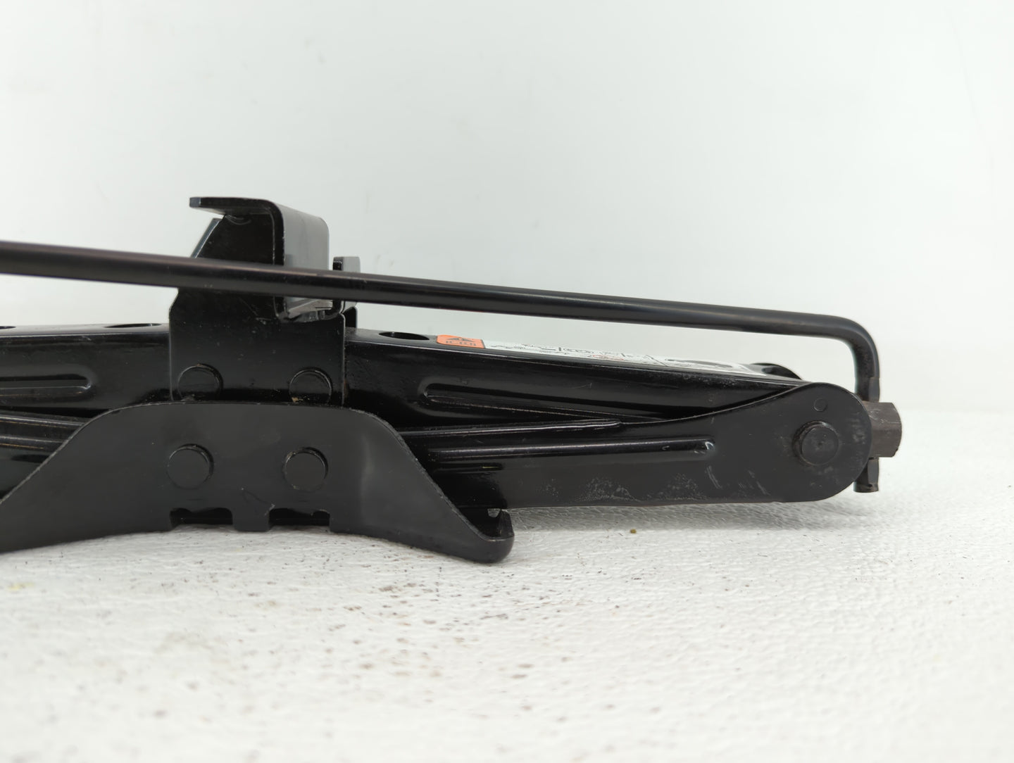 2013 Ford Fusion Spare Scissor Car Jack Black - Oemusedautoparts1.com