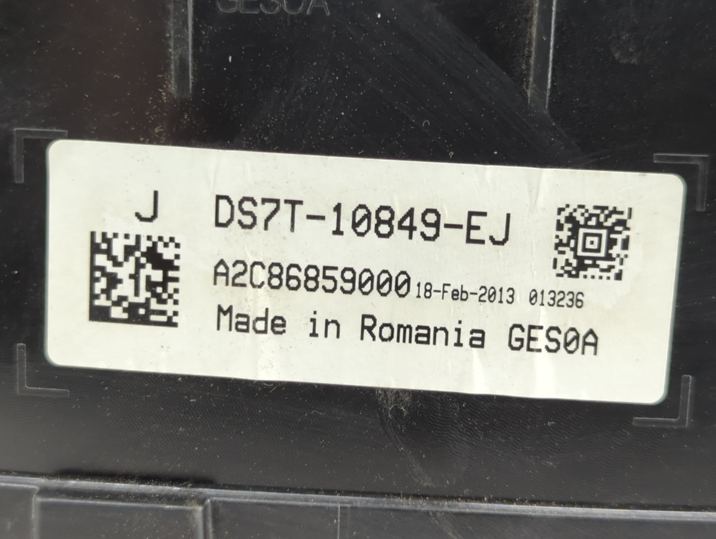 2013 Ford Fusion Instrument Cluster Speedometer Gauges P/N:DS7T-10849-EJ DS7T-10849-EH Fits OEM Used Auto Parts - Oemusedaut