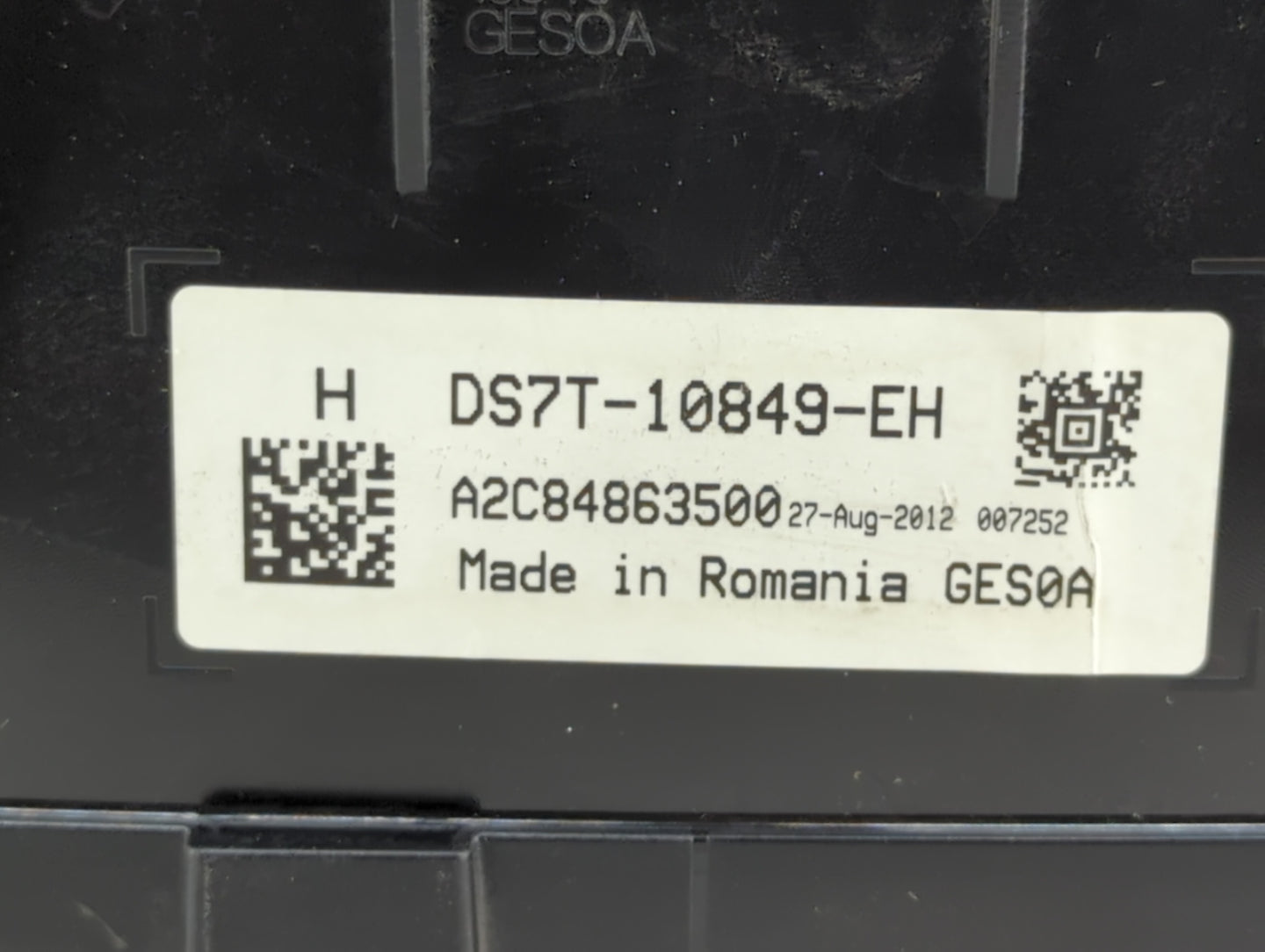 2013 Ford Fusion Instrument Cluster Speedometer Gauges P/N:DS7T-10849-EJ DS7T-10849-EH Fits OEM Used Auto Parts - Oemusedaut
