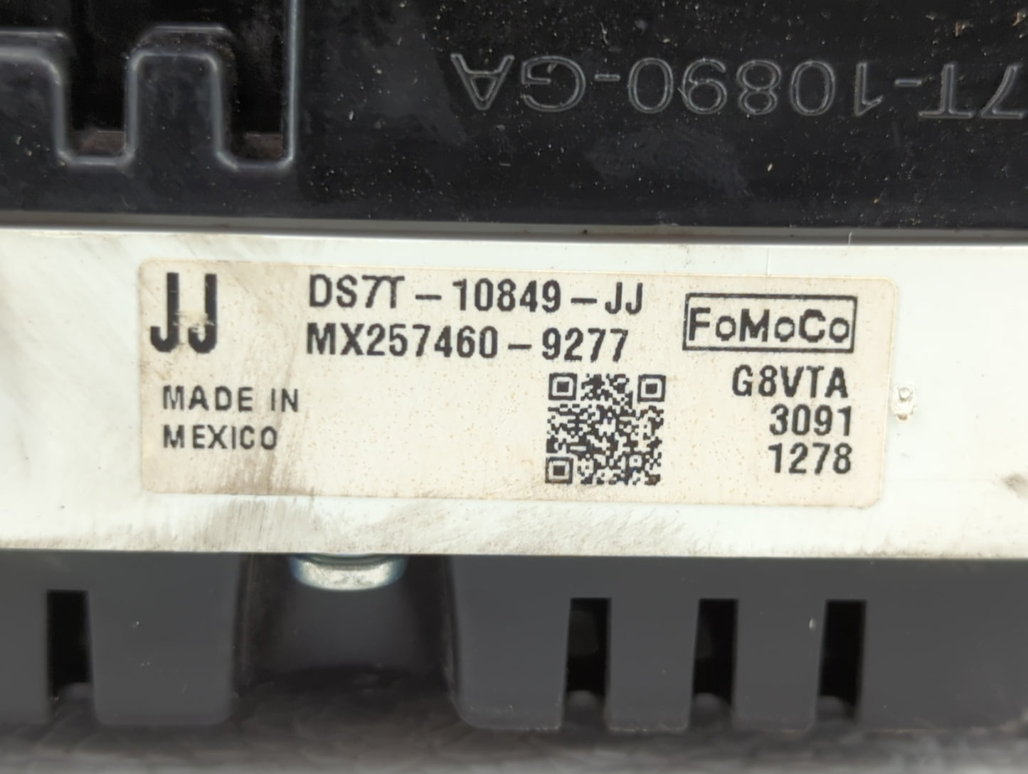 2013 Ford Fusion Instrument Cluster Speedometer Gauges P/N:DS7T-10849-JJ DS7T-10849-JA, DS7T-10849-JG Fits OEM Used Auto Par