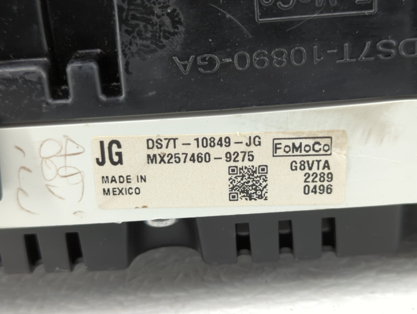 2013 Ford Fusion Instrument Cluster Speedometer Gauges P/N:DS7T-10849-JJ DS7T-10849-JA, DS7T-10849-JG Fits OEM Used Auto Par