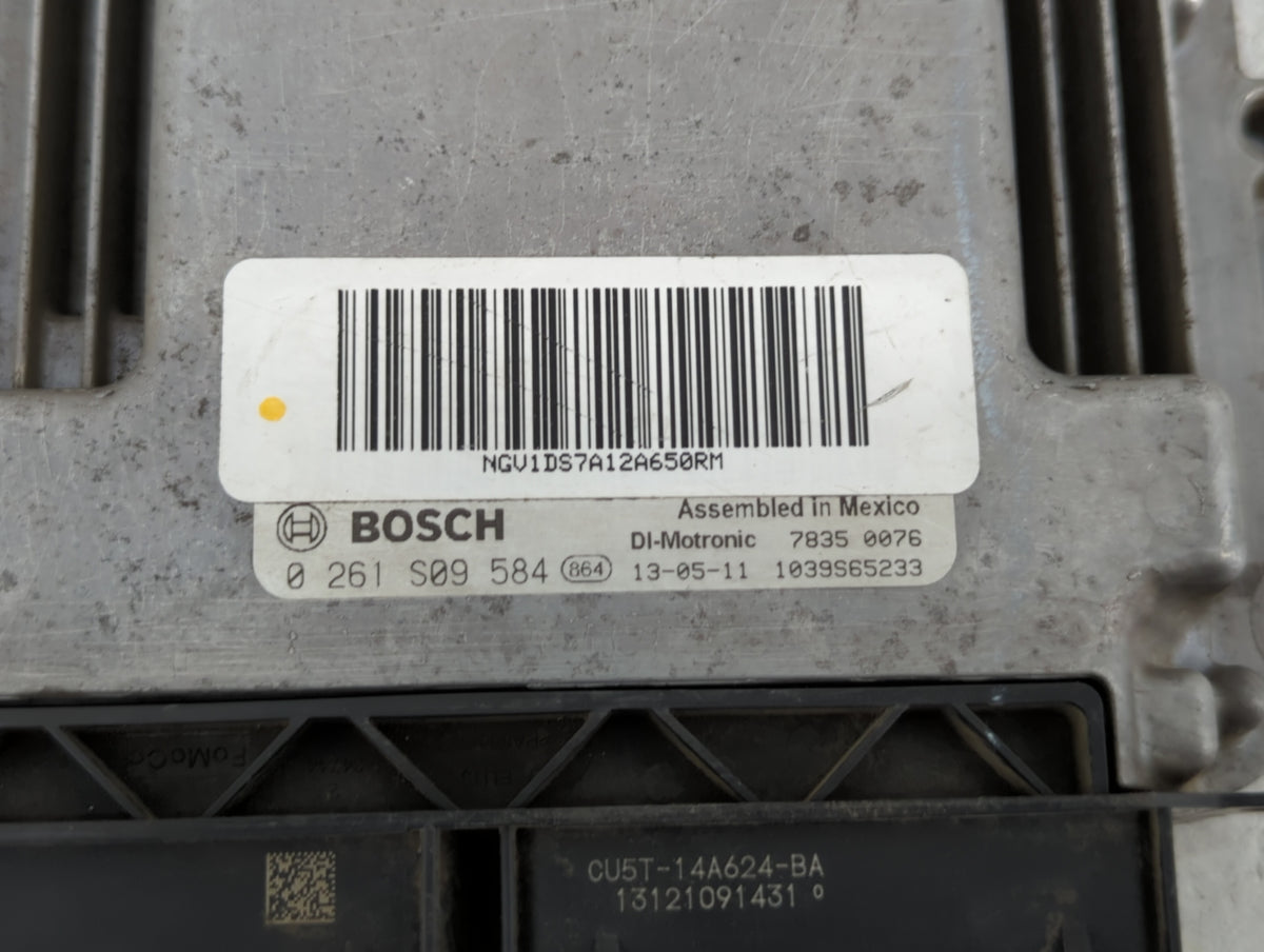 2013 Ford Fusion PCM Engine Control Computer ECU ECM PCU OEM P/N:DS7A-12A650-RM DS7A-12A650-RL, DS7A-12A650-RH, DS7A-12A650-