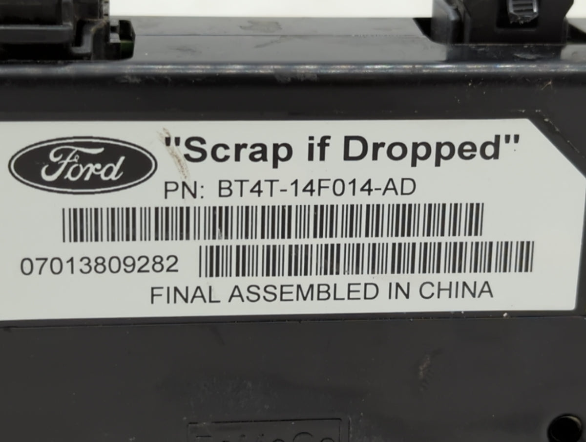 2013-2016 Ford Fusion Information Radio Display Screen - Oemusedautoparts1.com