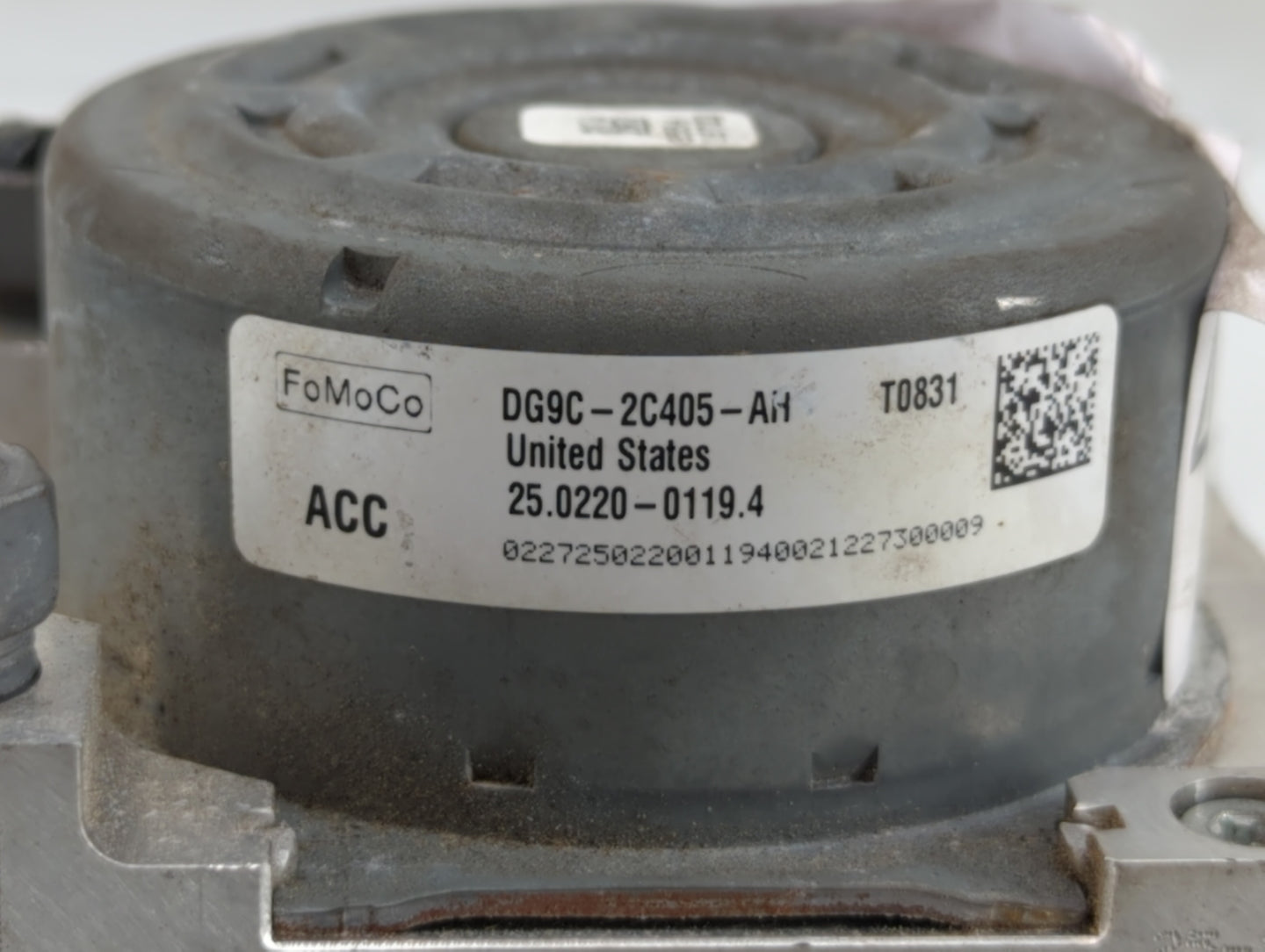 2013 Ford Fusion ABS Pump Control Module Replacement P/N:DG9C-2C405-AH DG9C-2C405-FB Fits OEM Used Auto Parts - Oemusedautop