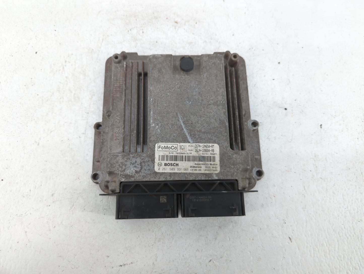 2013 Ford Fusion PCM Engine Control Computer ECU ECM PCU OEM P/N:DS7A-12A650-RL DS7A-12A650-RM, DS7A-12A650-RH Fits OEM Used
