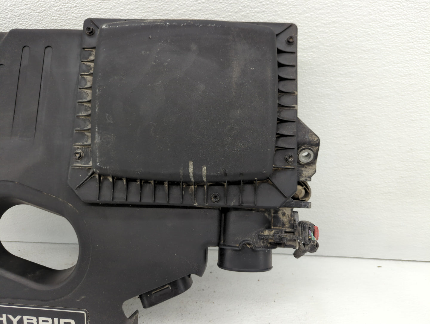 2013 Ford Fusion Engine Cover - Oemusedautoparts1.com