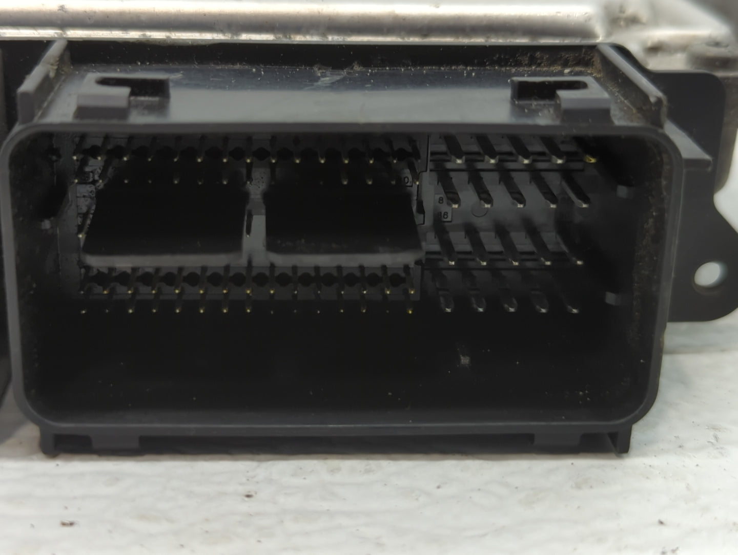 2013 Ford Fusion PCM Engine Control Computer ECU ECM PCU OEM P/N:DS7A-12A650-ANK DS7A-12A650-ANG, DG1A-12B684-AB Fits OEM Us