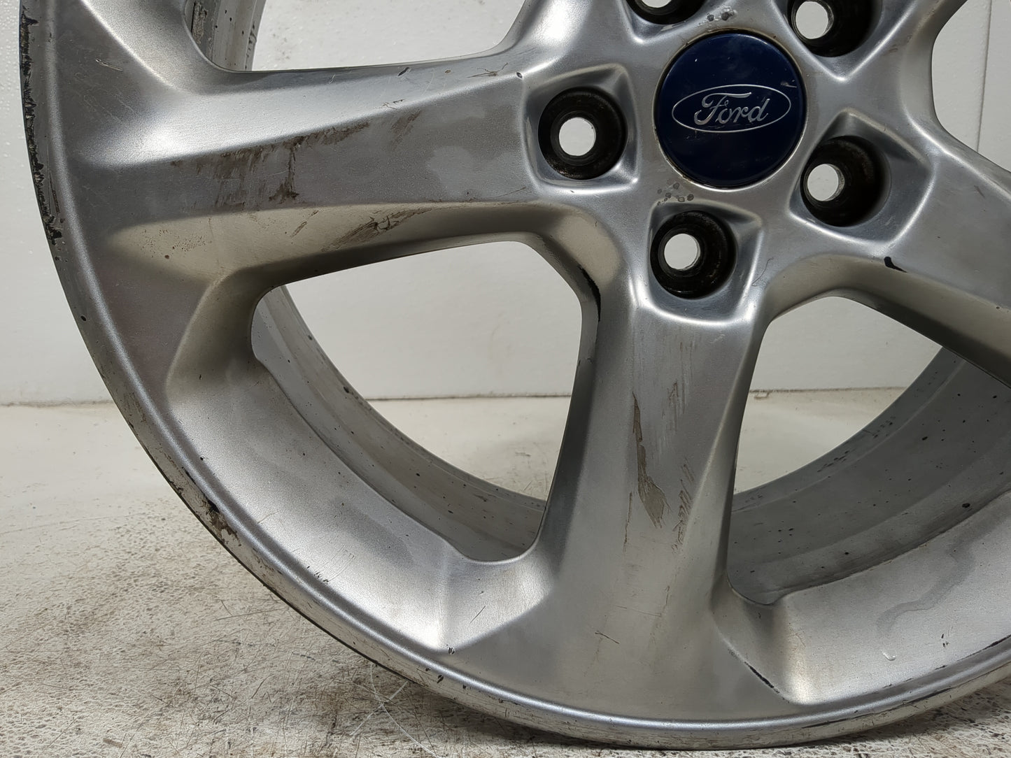 2013-2016 Ford Fusion Oem Wheel Rim 5000816 - Oemusedautoparts1.com