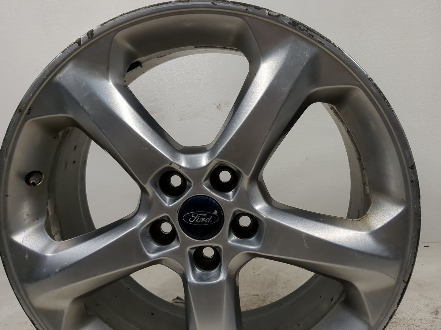 2013 Ford Fusion Oem Wheel Rim - Oemusedautoparts1.com