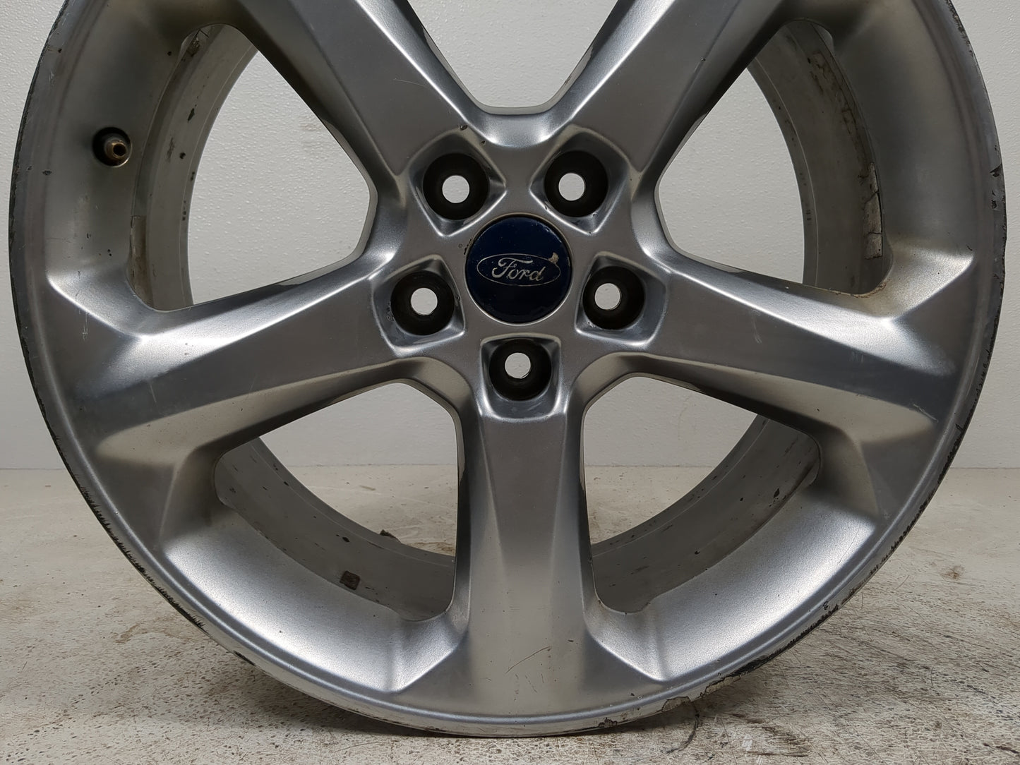 2013 Ford Fusion Oem Wheel Rim - Oemusedautoparts1.com