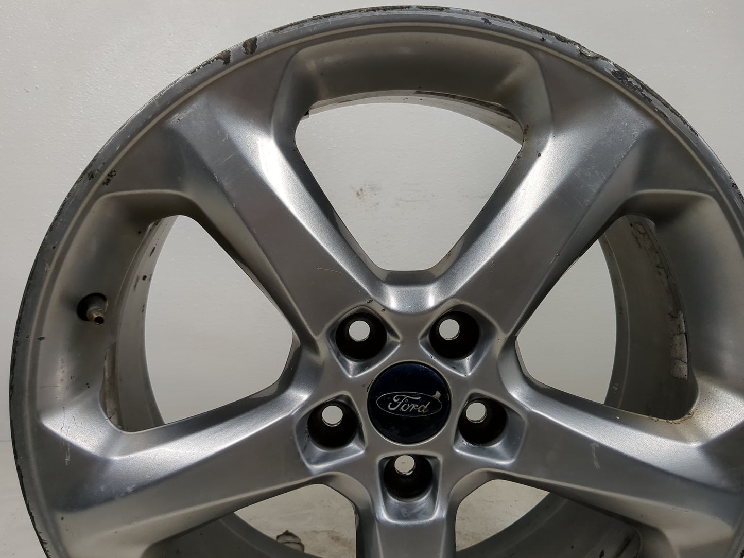 2013 Ford Fusion Oem Wheel Rim - Oemusedautoparts1.com