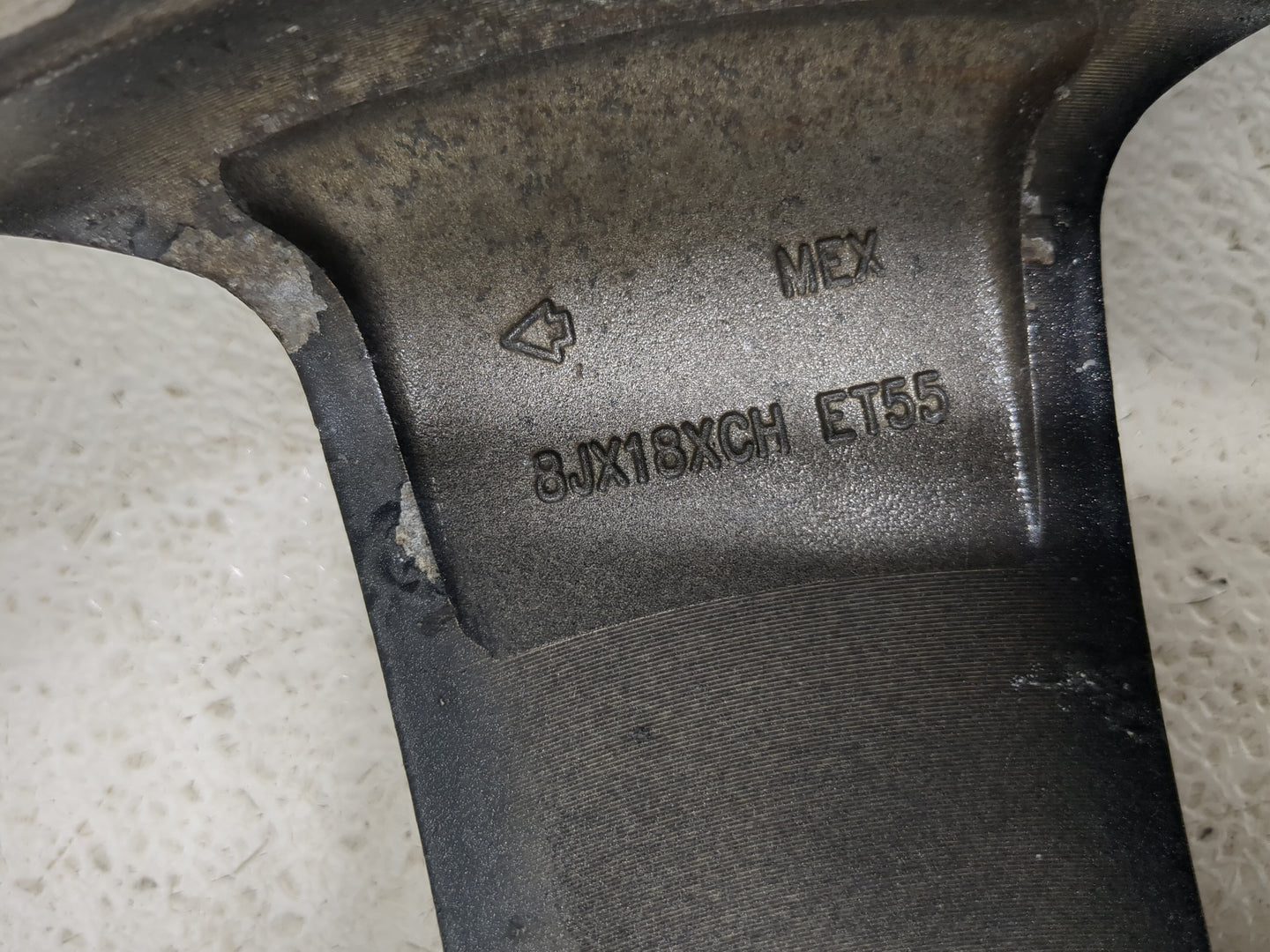 2013-2016 Ford Fusion Oem Wheel Rim - Oemusedautoparts1.com