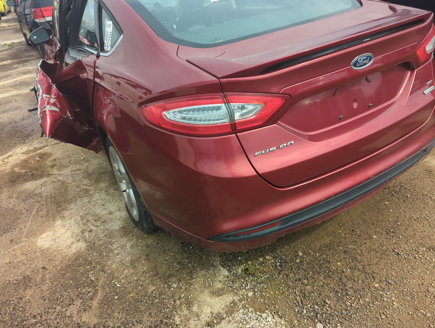 2013-2018 Ford Fusion Rear Bumper Assembly Oem 5008159 - Oemusedautoparts1.com