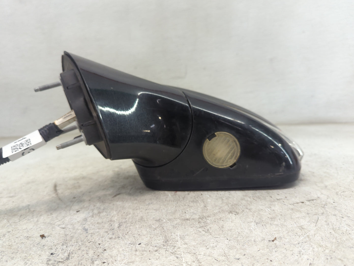 2013-2014 Ford Fusion Driver Side View Mirror - Left Door Mirror OEM Used - Oemusedautoparts1.com