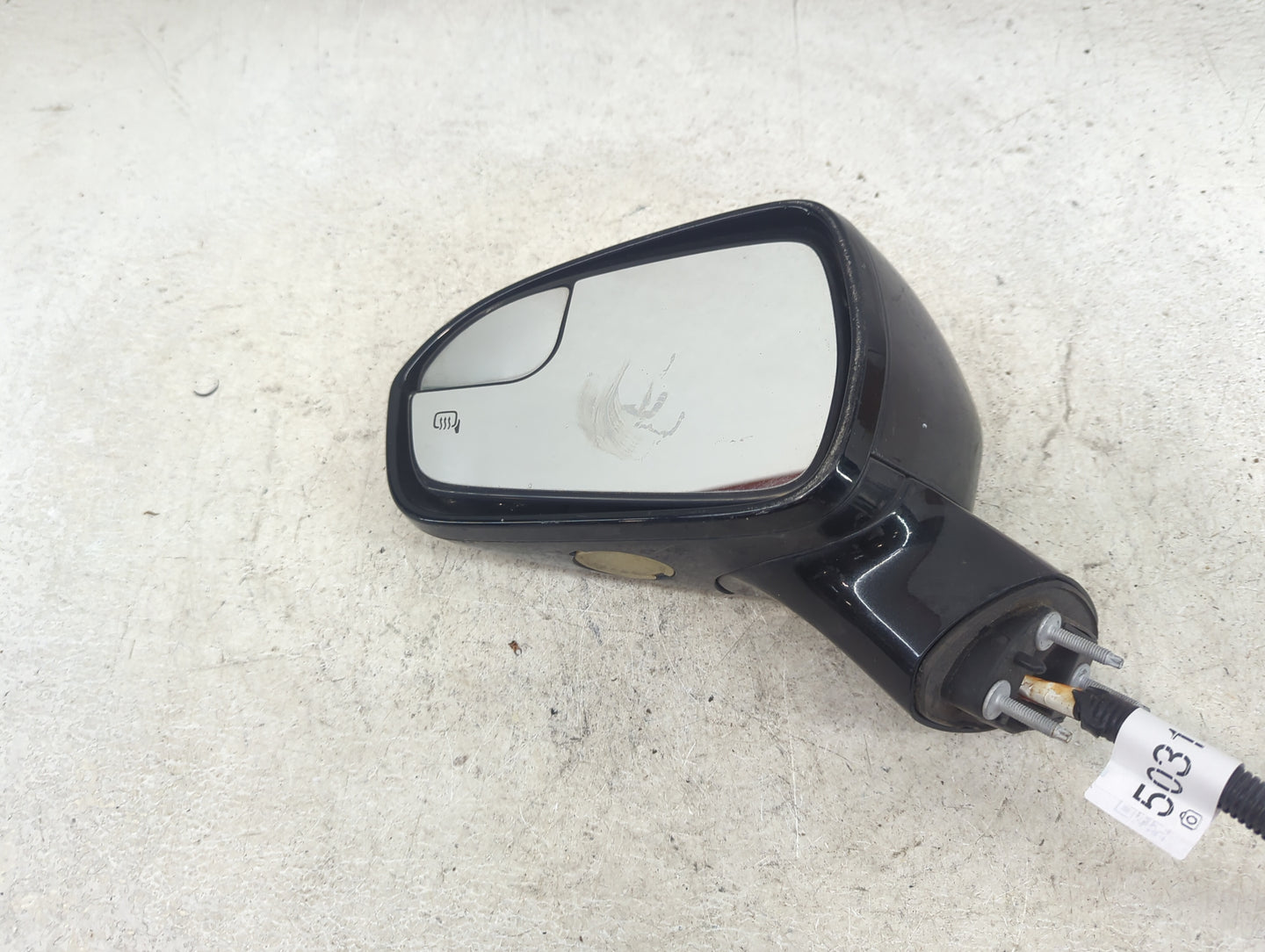 2013-2014 Ford Fusion Driver Side View Mirror - Left Door Mirror OEM Used - Oemusedautoparts1.com