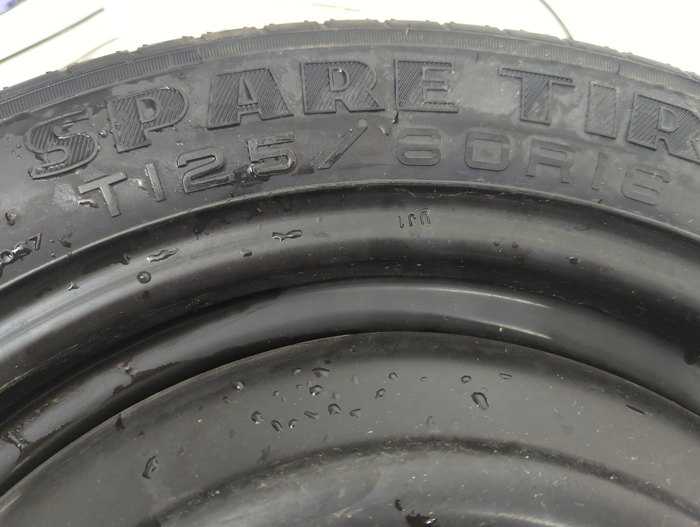 2013-2020 Ford Fusion Spare Donut Tire Wheel Rim Oem 5038239 - Oemusedautoparts1.com