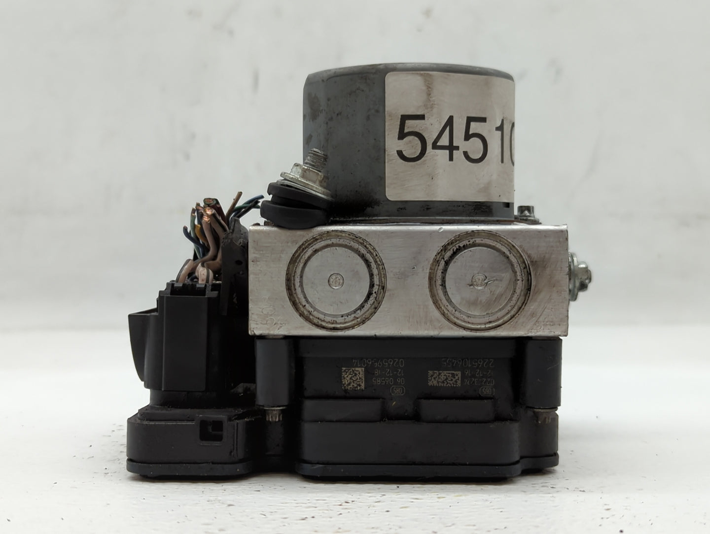 2013 Ford Fusion ABS Pump Control Module Replacement P/N:44540-07070 Fits OEM Used Auto Parts - Oemusedautoparts1.com