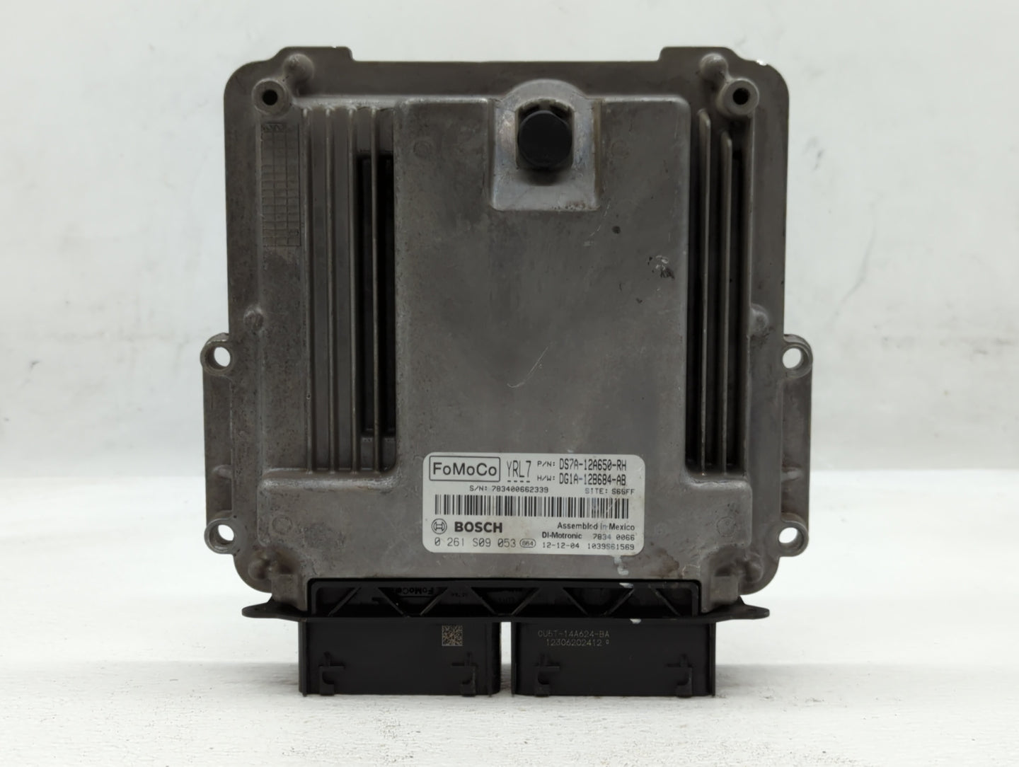 2013 Ford Fusion PCM Engine Control Computer ECU ECM PCU OEM P/N:CU5T-14A624-BA DG1A-12B684-AB, DS7A-12A650-RH Fits OEM Used