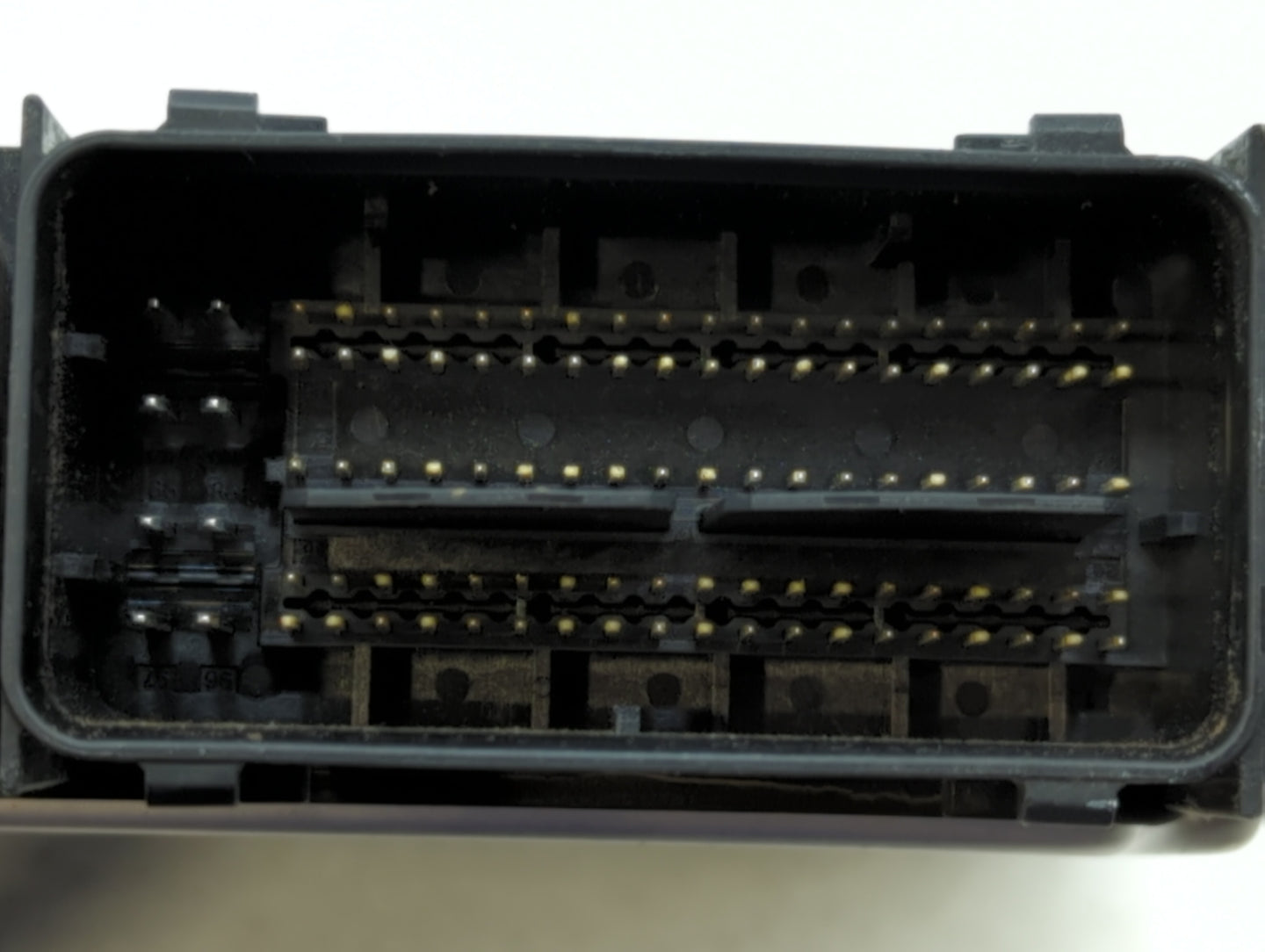 2013 Ford Fusion PCM Engine Control Computer ECU ECM PCU OEM P/N:CU5T-14A624-BA DG1A-12B684-AB, DS7A-12A650-RH Fits OEM Used