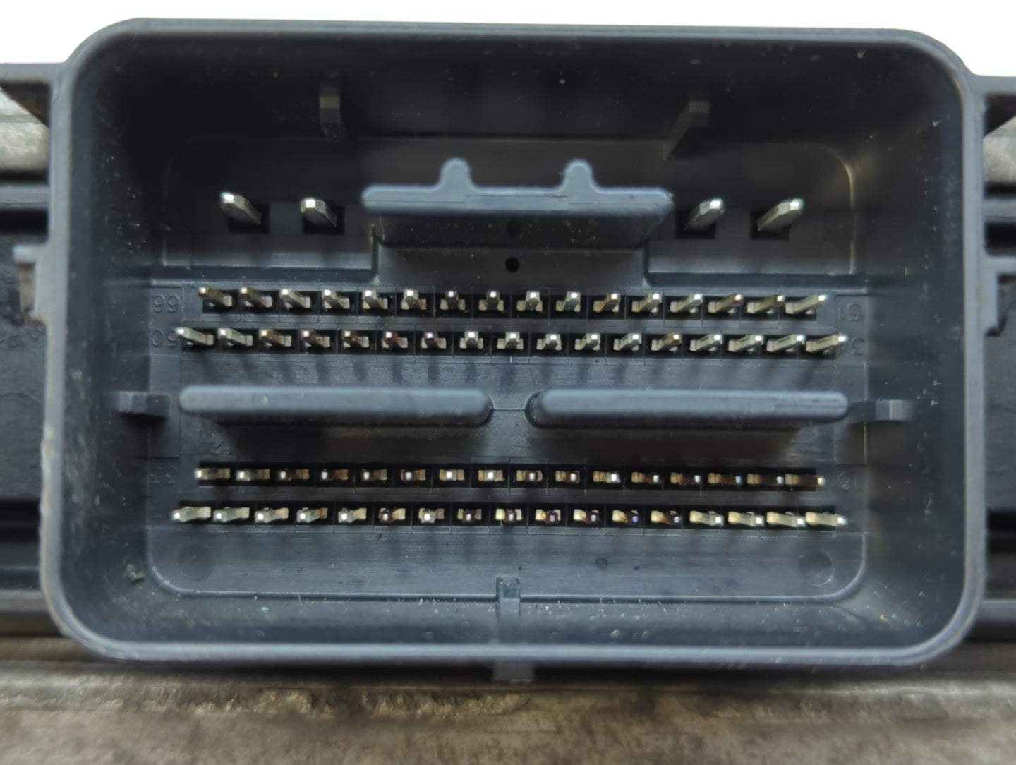 2013 Ford Fusion PCM Engine Control Computer ECU ECM PCU OEM P/N:DS7A-12A650-ACL DS7A-12A650-ACH, DS7A-12A650-ABJ Fits OEM U