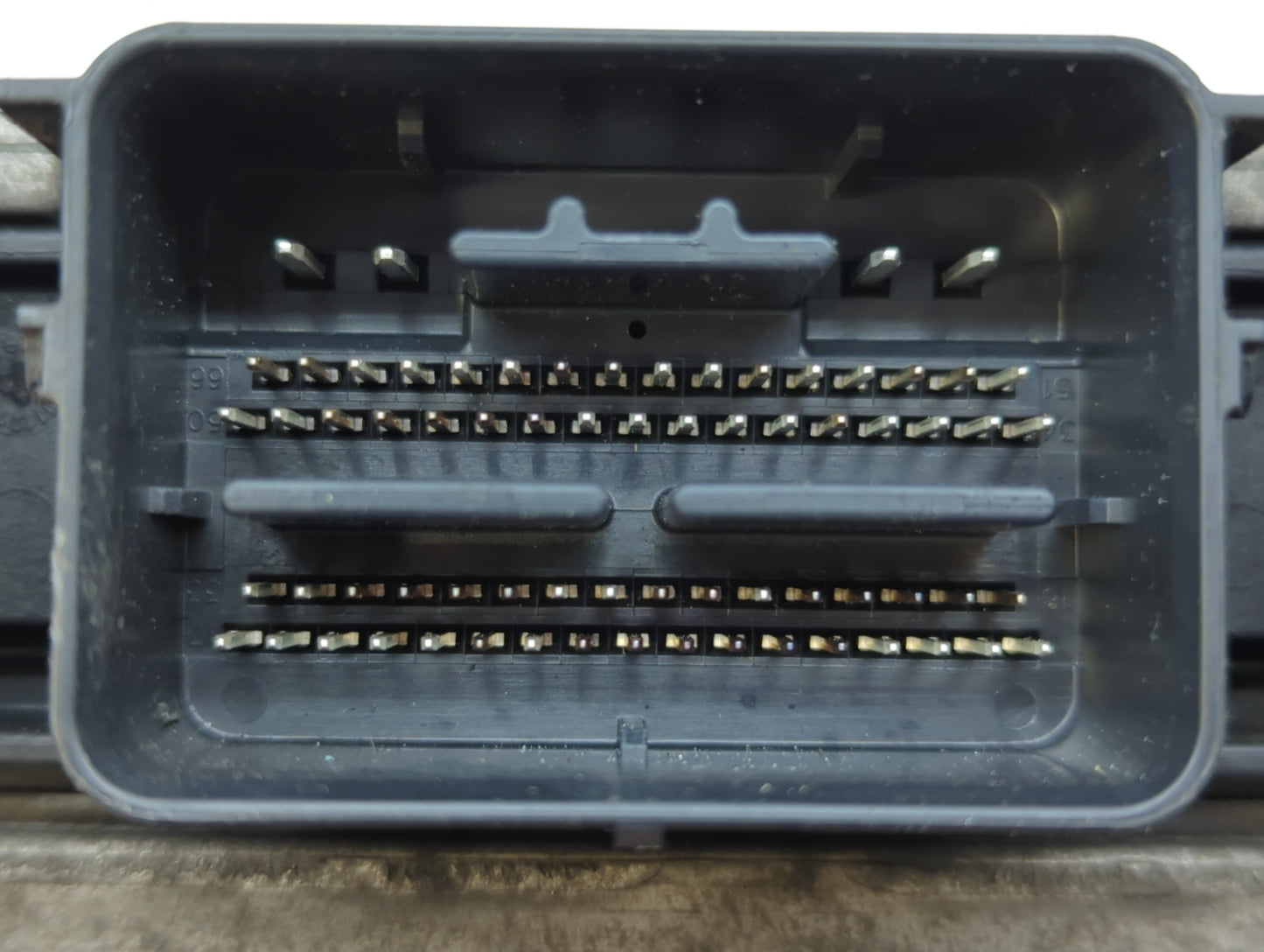 2013 Ford Fusion PCM Engine Control Computer ECU ECM PCU OEM P/N:DS7A-12A650-ACL DS7A-12A650-ACH, DS7A-12A650-ABJ Fits OEM U