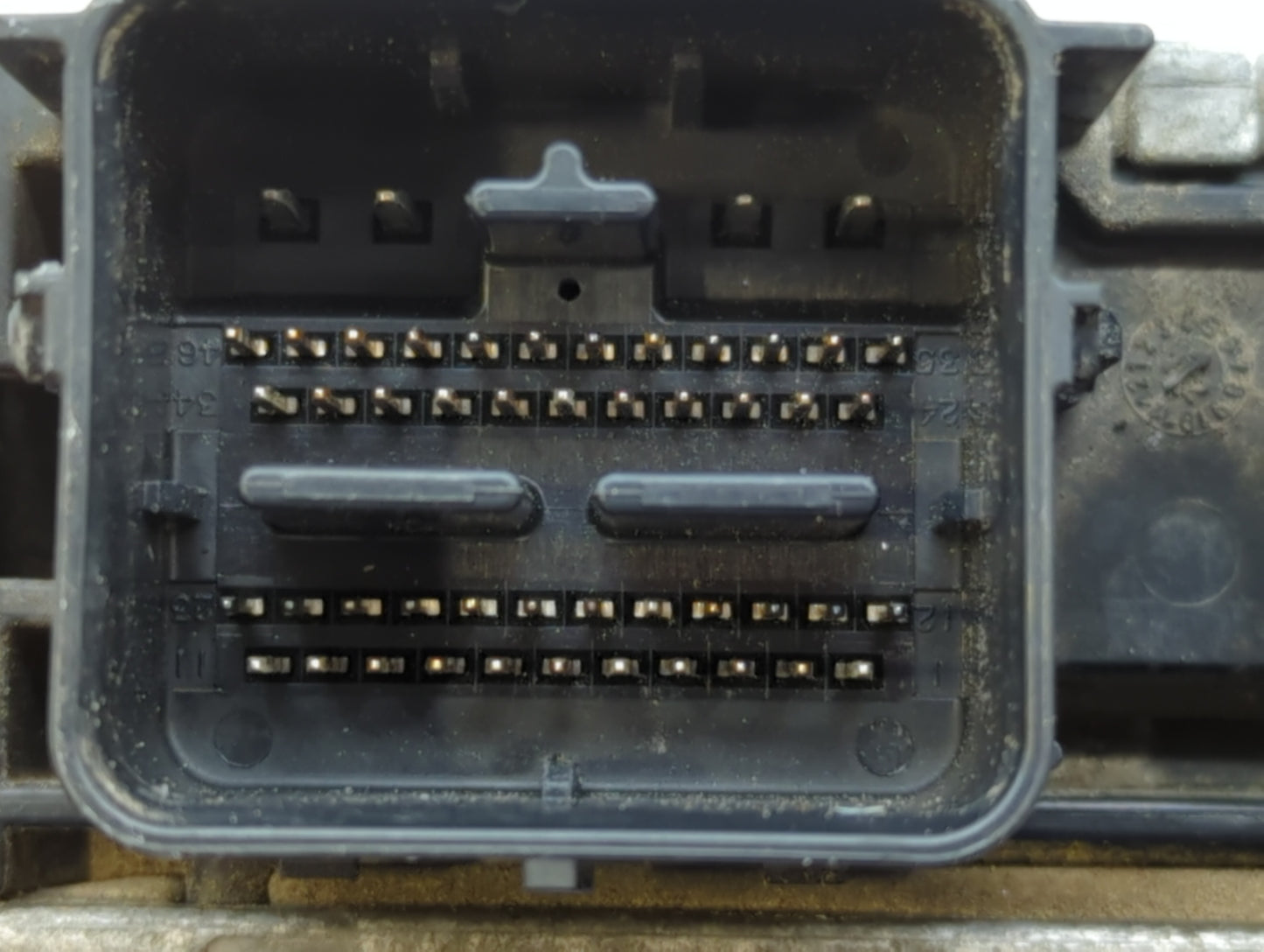 2013 Ford Fusion PCM Engine Control Computer ECU ECM PCU OEM P/N:DS7A-12A650-ACL DS7A-12A650-ACH, DS7A-12A650-ABJ Fits OEM U