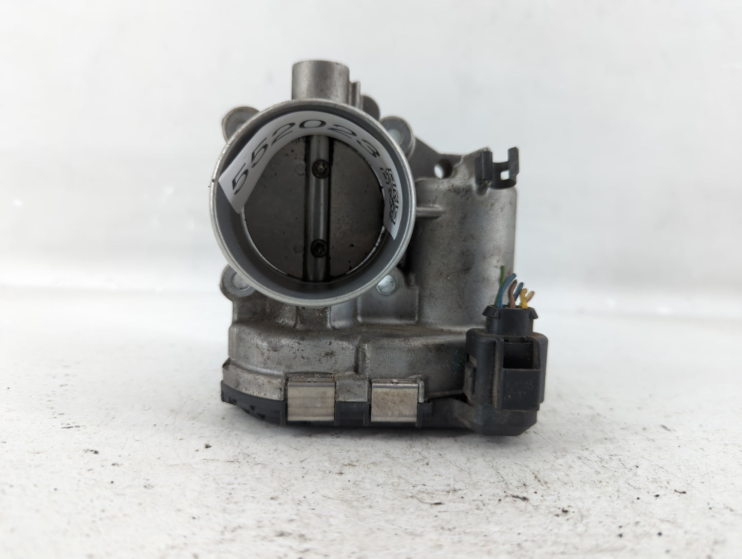 2013-2014 Ford Fusion Throttle Body P/N:7S7G-9F991-CA Fits Fits 2013 2014 2015 2016 2017 2018 2019 OEM Used Auto Parts - Oem